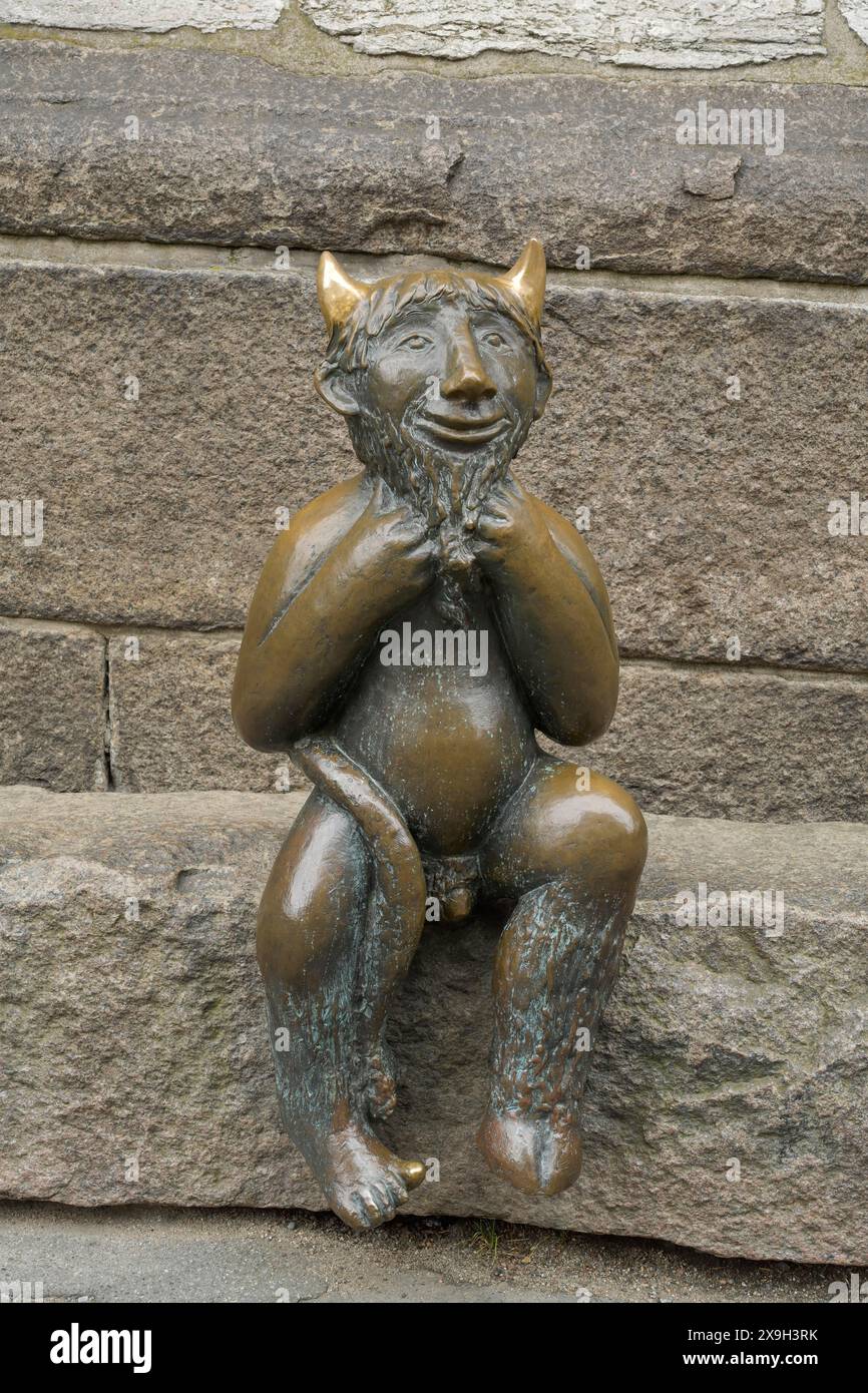 Teufelsfigur auf dem Teufelsstein, Marienkirchhof, Lübeck, Schleswig-Holstein, Deutschland Stockfoto