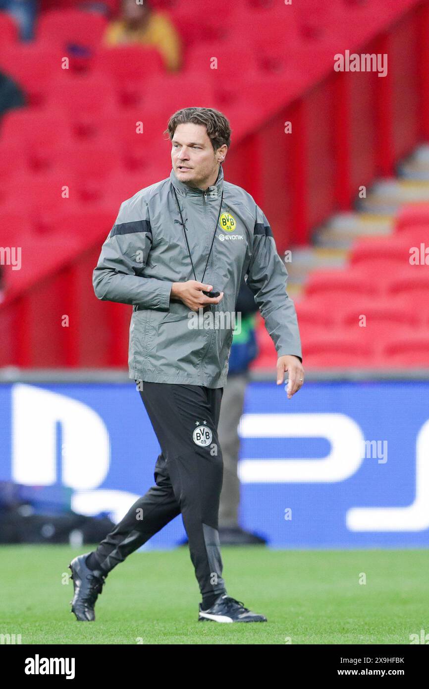 London, Großbritannien. 31. Mai 2024. Edin Terzic, Cheftrainer von Borussia Dortmund vor dem UEFA Champions League-Finale gegen Real Madrid in Wembley. (Foto: Grzegorz Wajda/SOPA Images/SIPA USA) Credit: SIPA USA/Alamy Live News Stockfoto