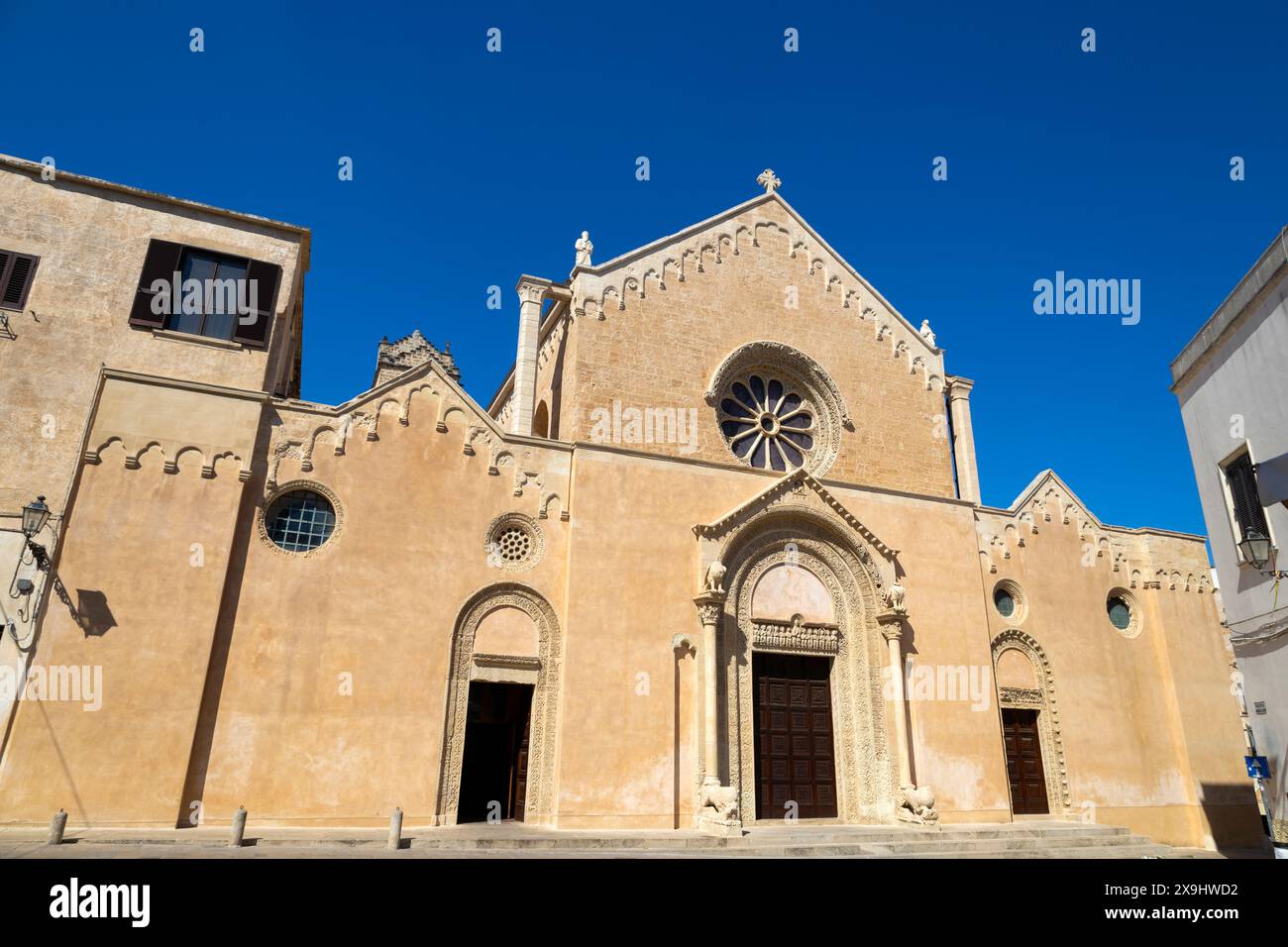 Die Fassade der Basilika St. Katharina von Alexandria (Santa Caterina d' Alessandria) in Galatina, Provinz Lecce, Apulien, Italien Stockfoto