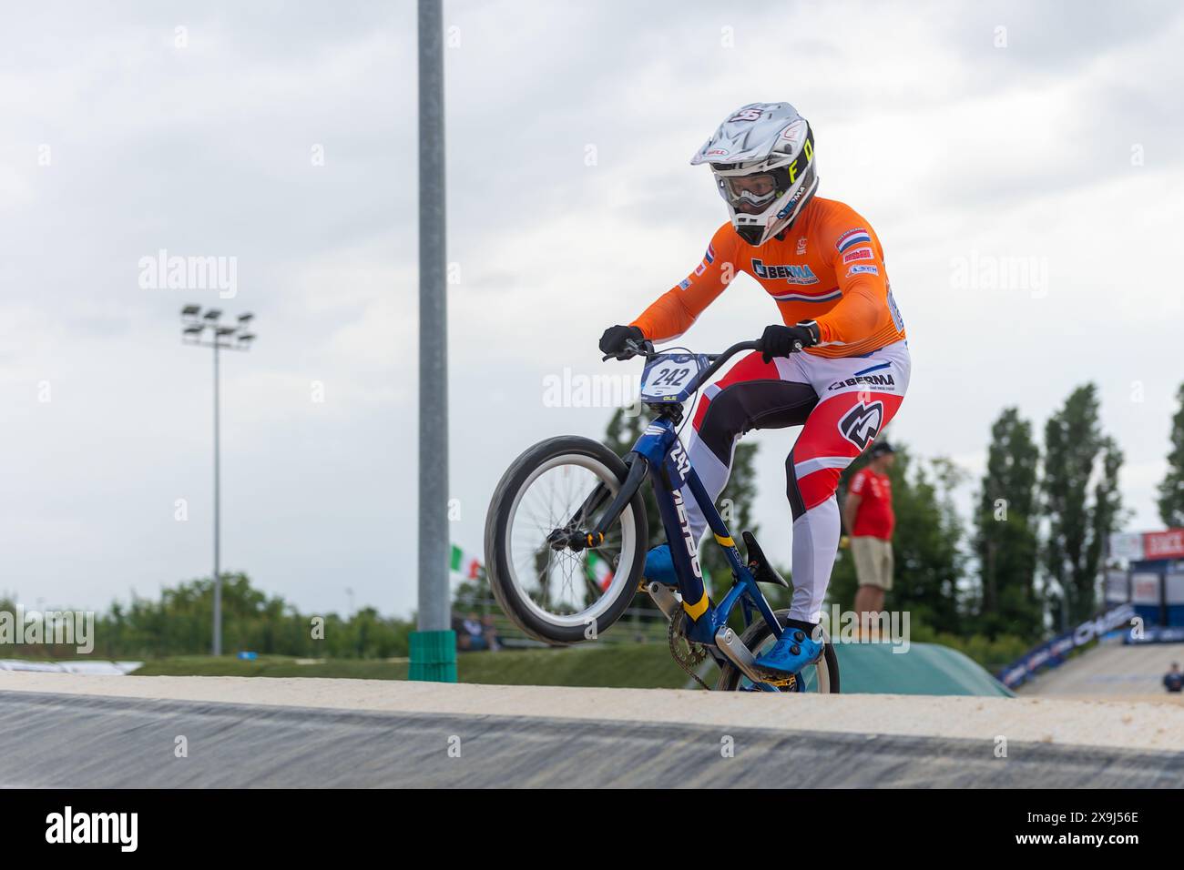 VERONA, ITALIEN - MAI 30: Jay Schippers aus den Niederlanden während der Previews der UEC BMX Europameisterschaften 2024 am 30. Mai 2024 in Verona, Italien. (Foto: Nico van Dartel/BSR Agency) Stockfoto