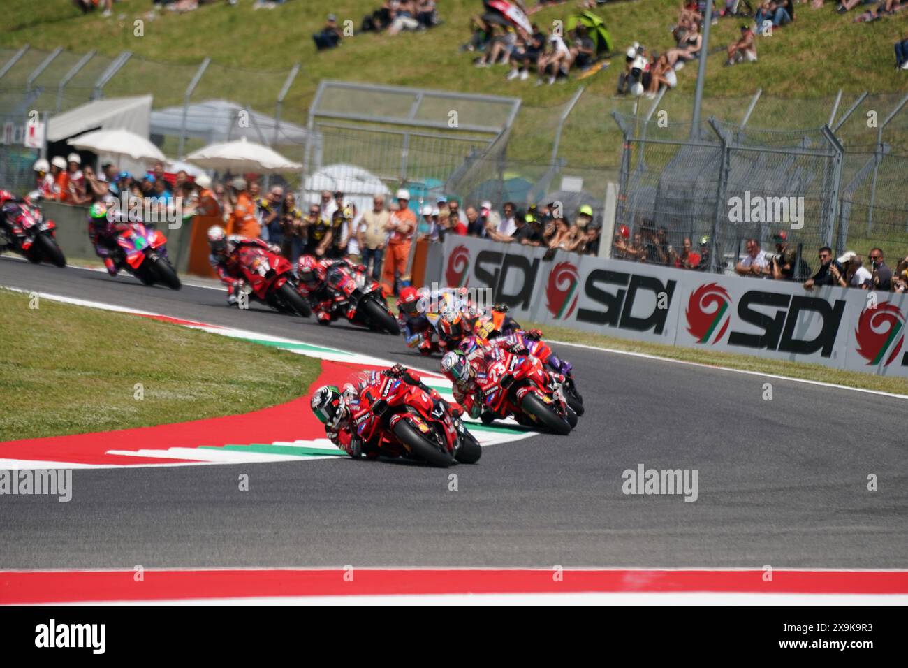 Barberino Di Mugello, Italien. Juni 2024. Foto Alessandro La Rocca/LaPresse30-06-2024, GRAN PREMIO D'ITALIA Brembo Sport-Motociclismo-Motomondiale GRAN PREMIO D'ITALIA Brembo- Autodromo Internazionale del Mugello- 2024-MotoGP- Tissot Sprint im Foto: Foto Alessandro La Rocca/ Credit: LaPresse/Alamy Live News Stockfoto