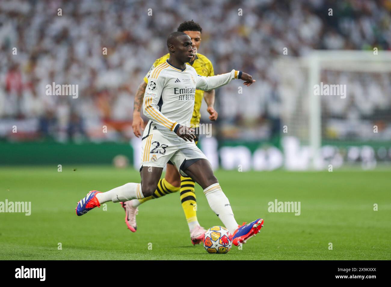London, Großbritannien. Juni 2024. Ferland Mendy (23) beim UEFA Champions League Finale von Borussia Dortmund gegen Real Madrid im Wembley Stadium, London, England, Vereinigtes Königreich am 1. Juni 2024 Credit: Every Second Media/Alamy Live News Stockfoto