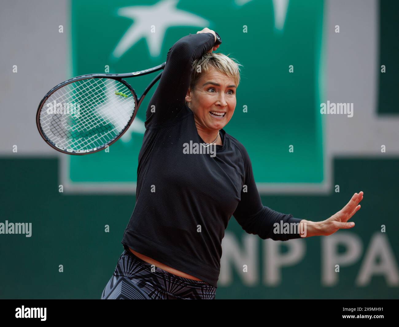 Roland Garros, 1. Juni 2024: Sofia Kenin (USA) und Bethanie Mattek Sands (USA) spielen bei den French Open 2024 Doppel. Corleve/Mark Peterson Stockfoto