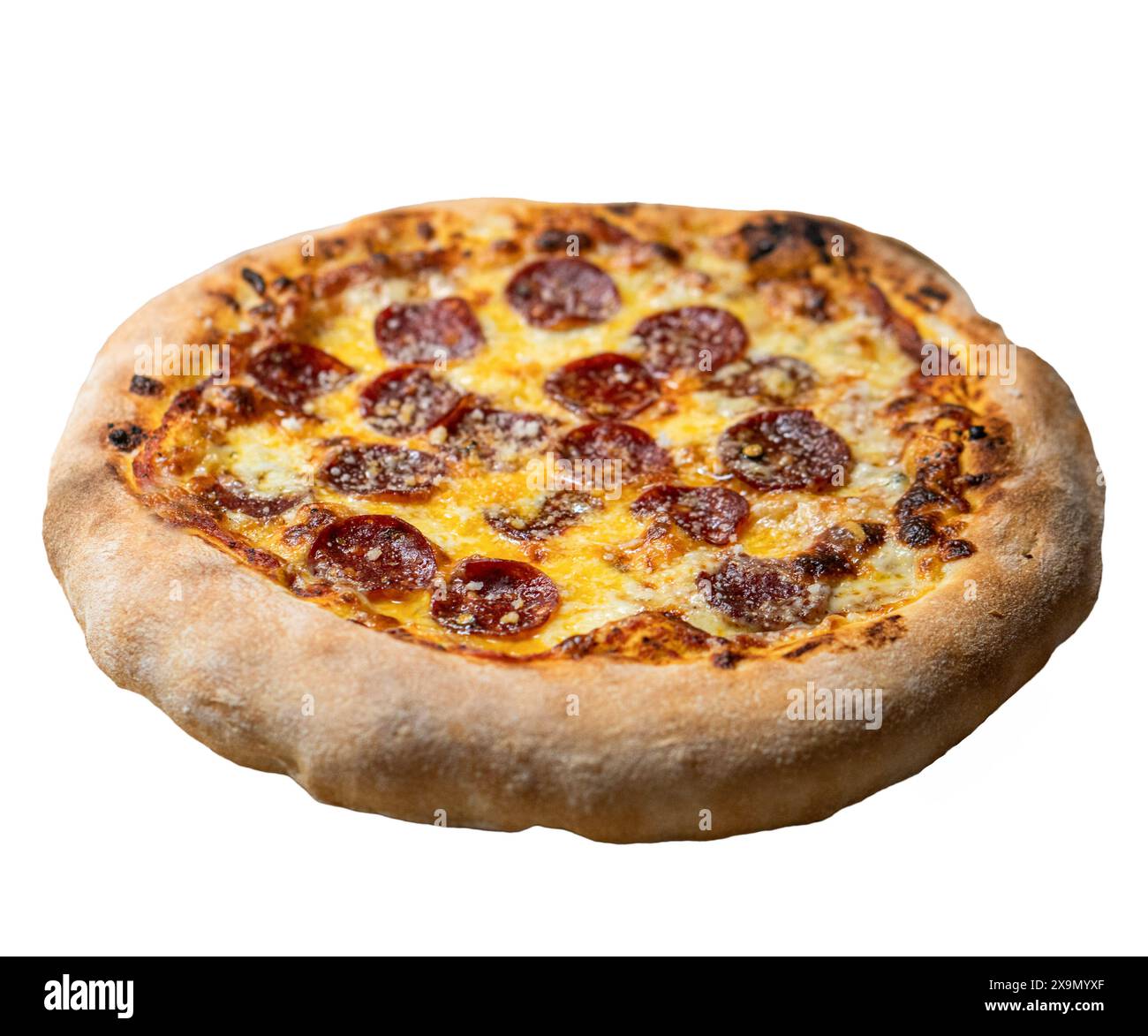 Klassische Pepperoni leckere Pizza isoliert auf einem weißen Hintergrund. Vorlage mit köstlichem Geschmack Pepperoni Pizza, Mozzarella Käse Stockfoto