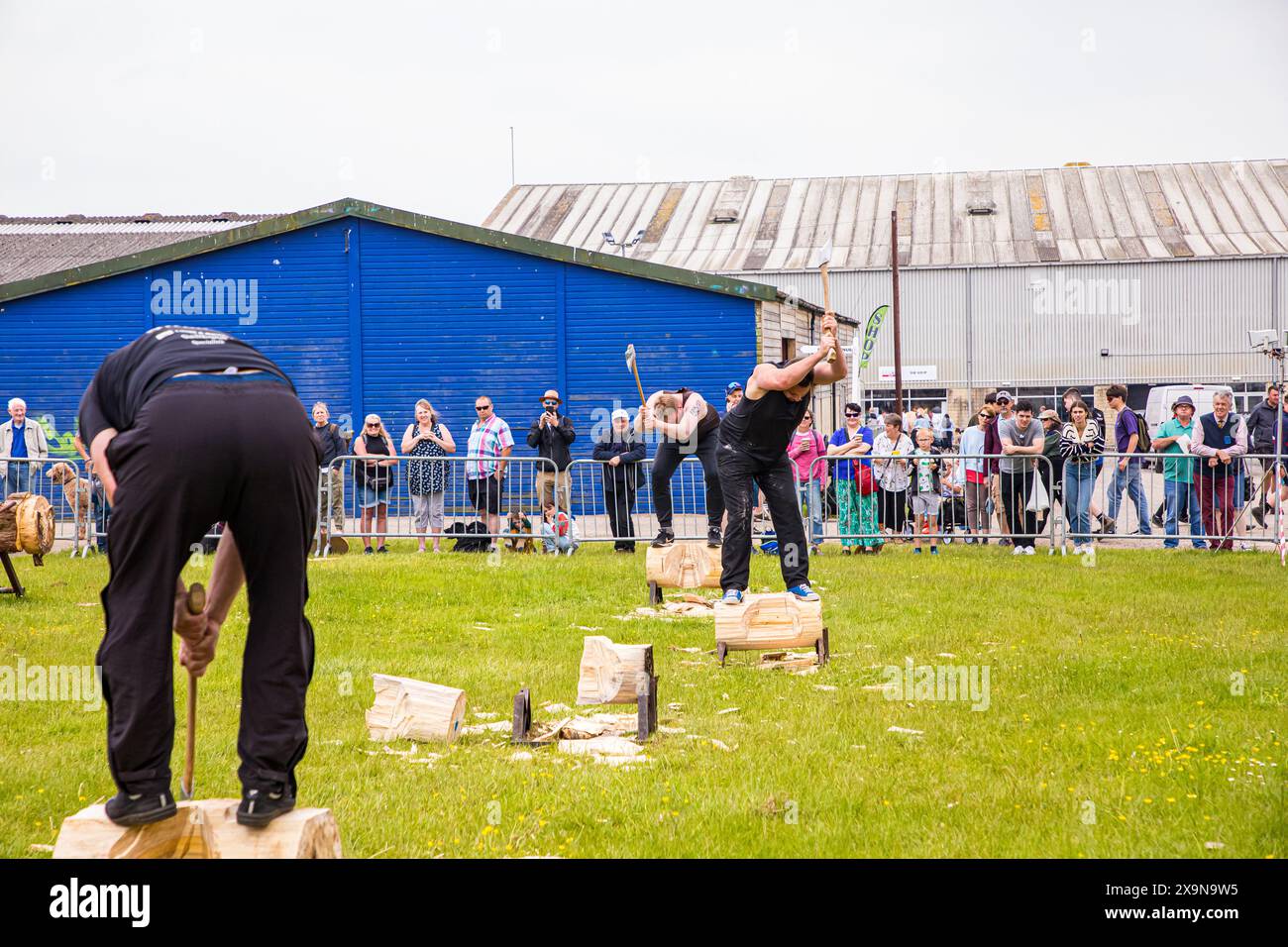 SHEPTON MALLET, SOMERSET, GROSSBRITANNIEN. Am 1. Juni 2024 zeigte Dorset Axemen ihre Fähigkeiten bei der Royal Bath and West Show 2024. John Rose/Alamy Live News Stockfoto