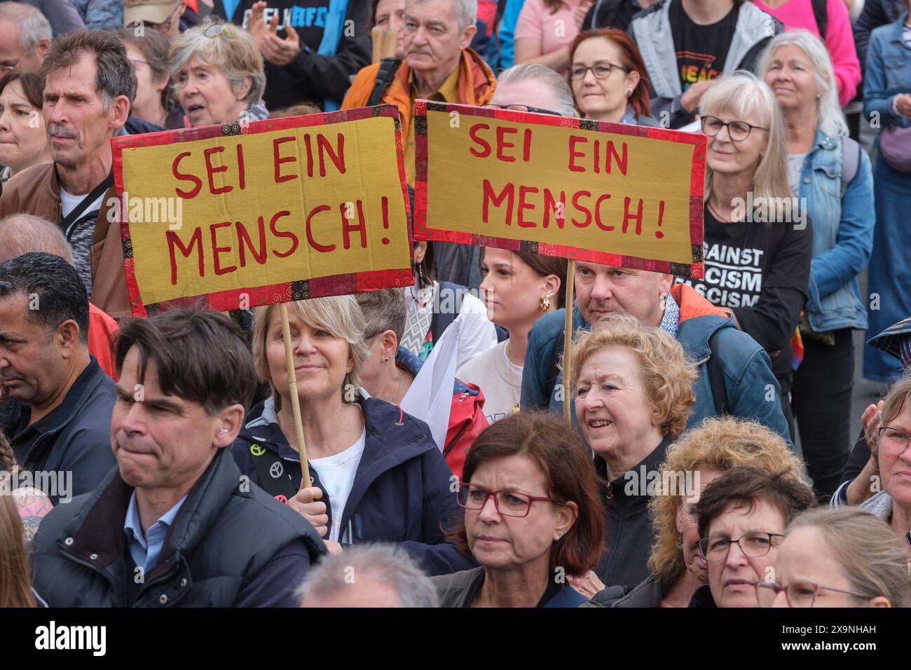 Köln: Kundgebung in der Deutzer Werft gegen Rechtsextremismus Stockfoto