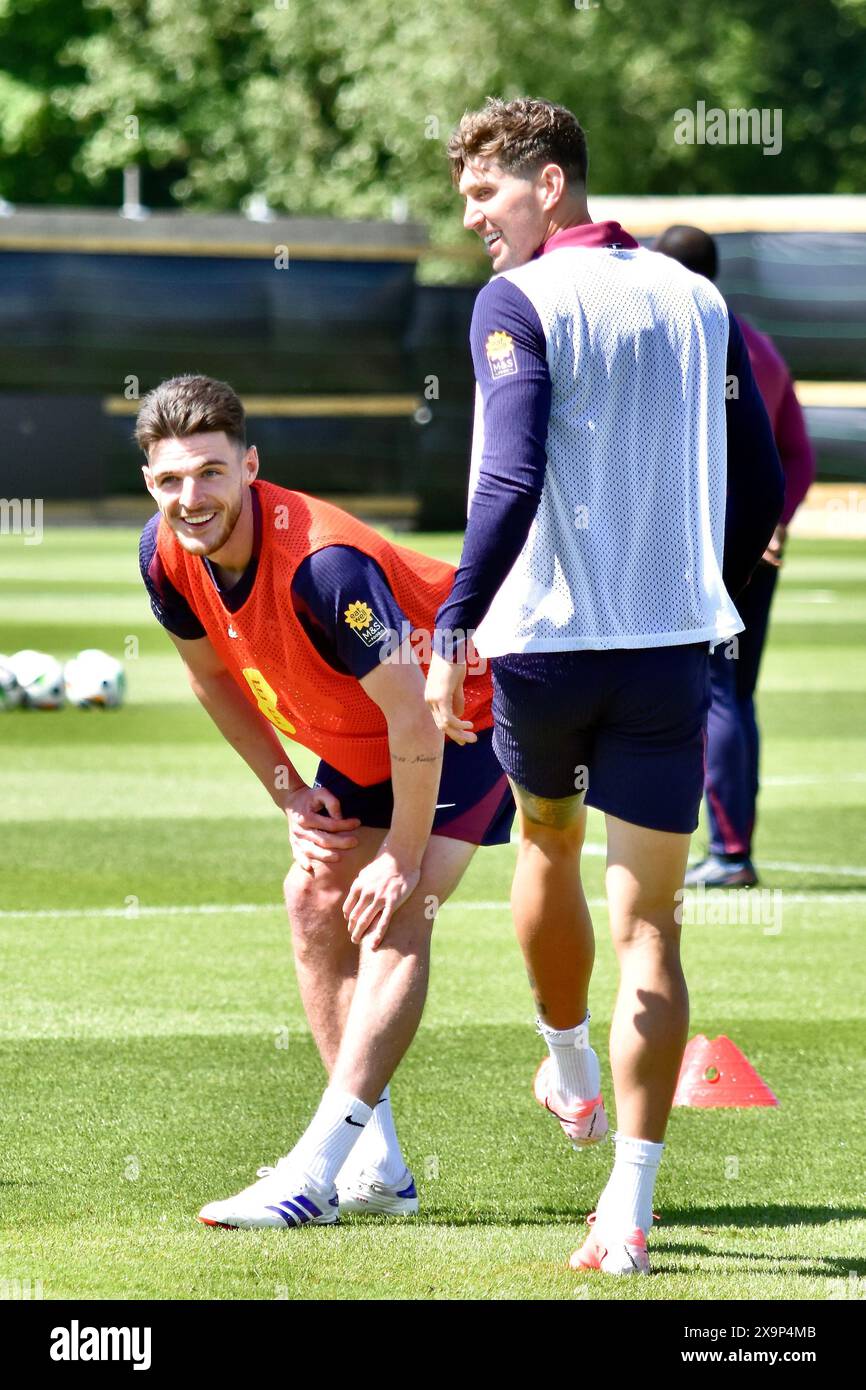 Darlington, Großbritannien. Juni 2024. Declan Rice und John Stones, die ...