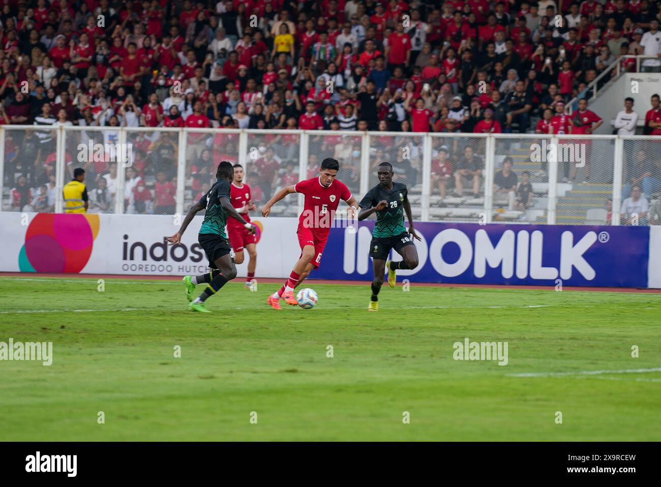 Jakarta, Indonesien, 02. Juni 2024 RAGNAR ANTHONIUS MARIA ORATMANGOEN trat am 2. Juni 2024 in Jakarta Indonesien bei einem TRAININGSSPIEL Indonesia gegen Tansania im Madya Stadium (Stadion Maya) in der Credit Shaquille Fabri/Alamy an Stockfoto