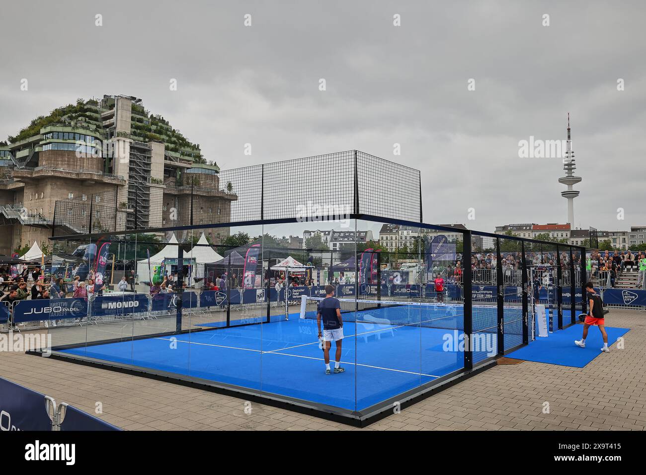 Hamburg, Hamburg, Deutschland. Juni 2024. Impressionen während der FIP RISE HAMBURG - Padel-Tennis in Hamburg (Credit Image: © Mathias Schulz/ZUMA Press Wire) NUR REDAKTIONELLE VERWENDUNG! Nicht für kommerzielle ZWECKE! Stockfoto