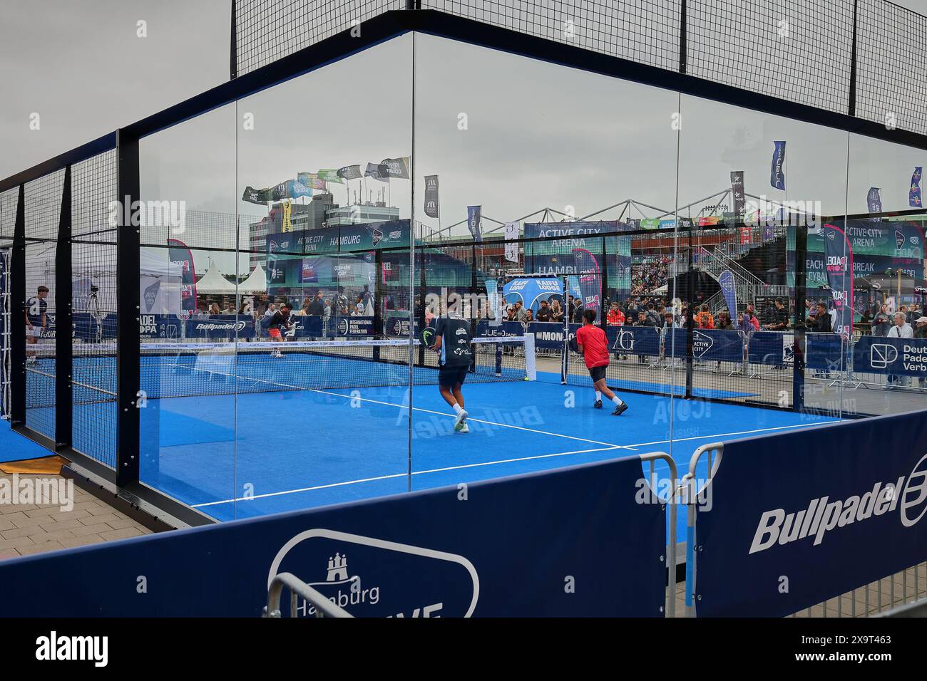 Hamburg, Hamburg, Deutschland. Juni 2024. Impressionen während der FIP RISE HAMBURG - Padel-Tennis in Hamburg (Credit Image: © Mathias Schulz/ZUMA Press Wire) NUR REDAKTIONELLE VERWENDUNG! Nicht für kommerzielle ZWECKE! Stockfoto