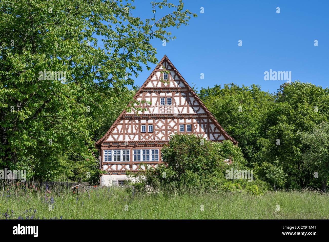 Traditionelles, altes Fachwerkhaus, Gasthaus Ochsen, Freilichtmuseum Neuhausen ob Eck, Stadtteil Tuttlingen, Baden-Württemberg Stockfoto