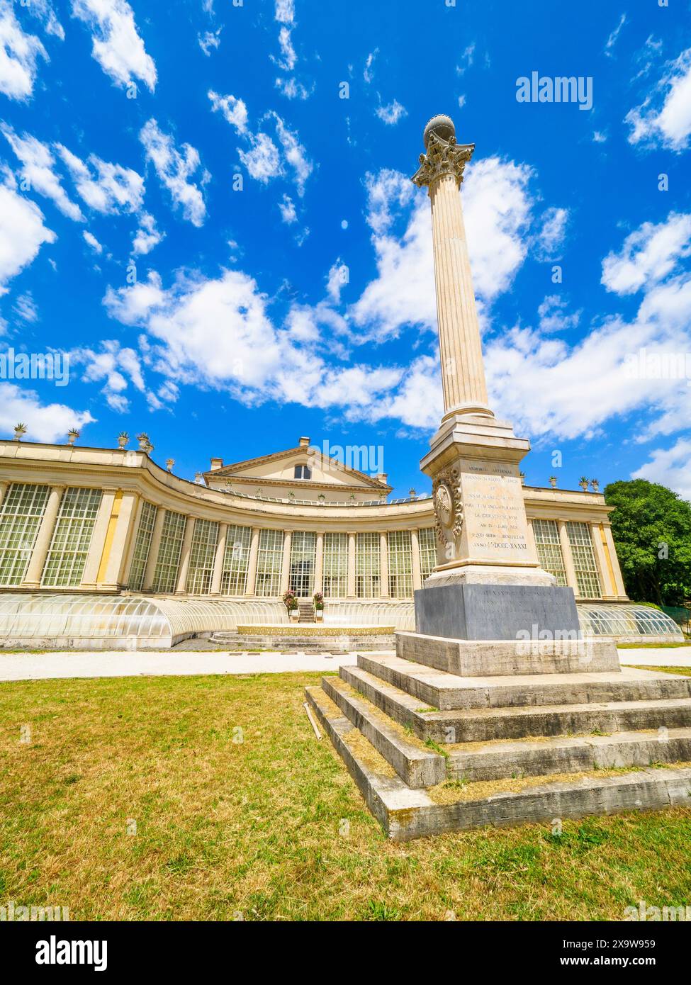 Theater in der Villa Torlonia, einem Park mit einem Komplex von Gebäuden, im Nomentano-Viertel von Rom, Italien Stockfoto
