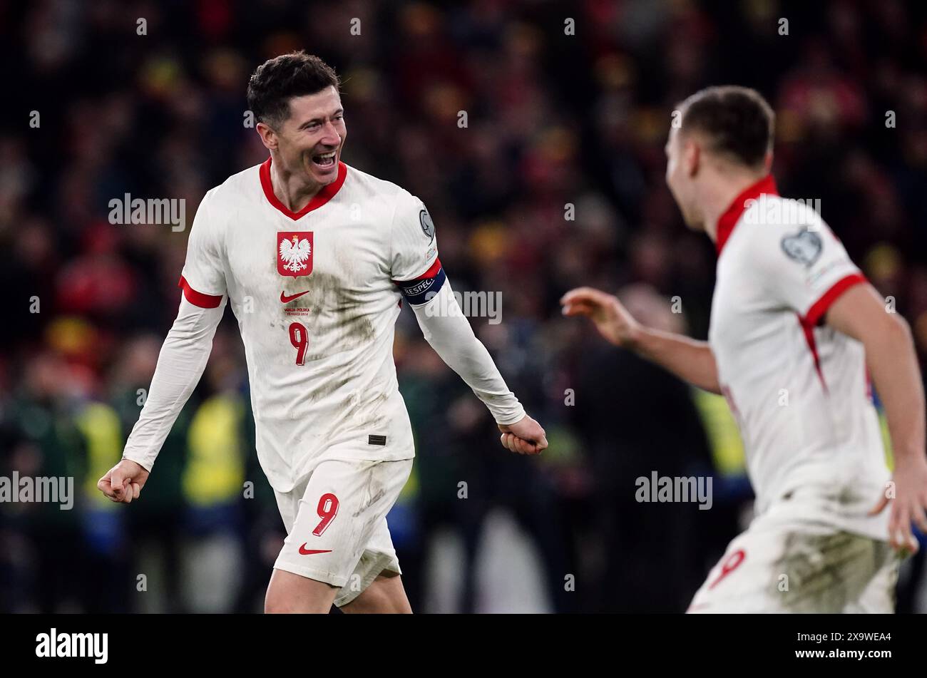 Aktenfoto vom 26.03.2024 von Robert Lewandowski aus Polen. Nachdem Polen im Qualifying nur den dritten Platz belegte, musste es die Play-offs überstehen und nach einem dramatischen Elfmeterschießen in Cardiff an Wales vorbeiziehen. Trotzdem, während Talisman Lewandowski den Angriff anführt, bleiben die Polen mit einem Ruf, es bis in die letzten 16 zu schaffen. Ausgabedatum: Montag, 3. Juni 2024. Stockfoto