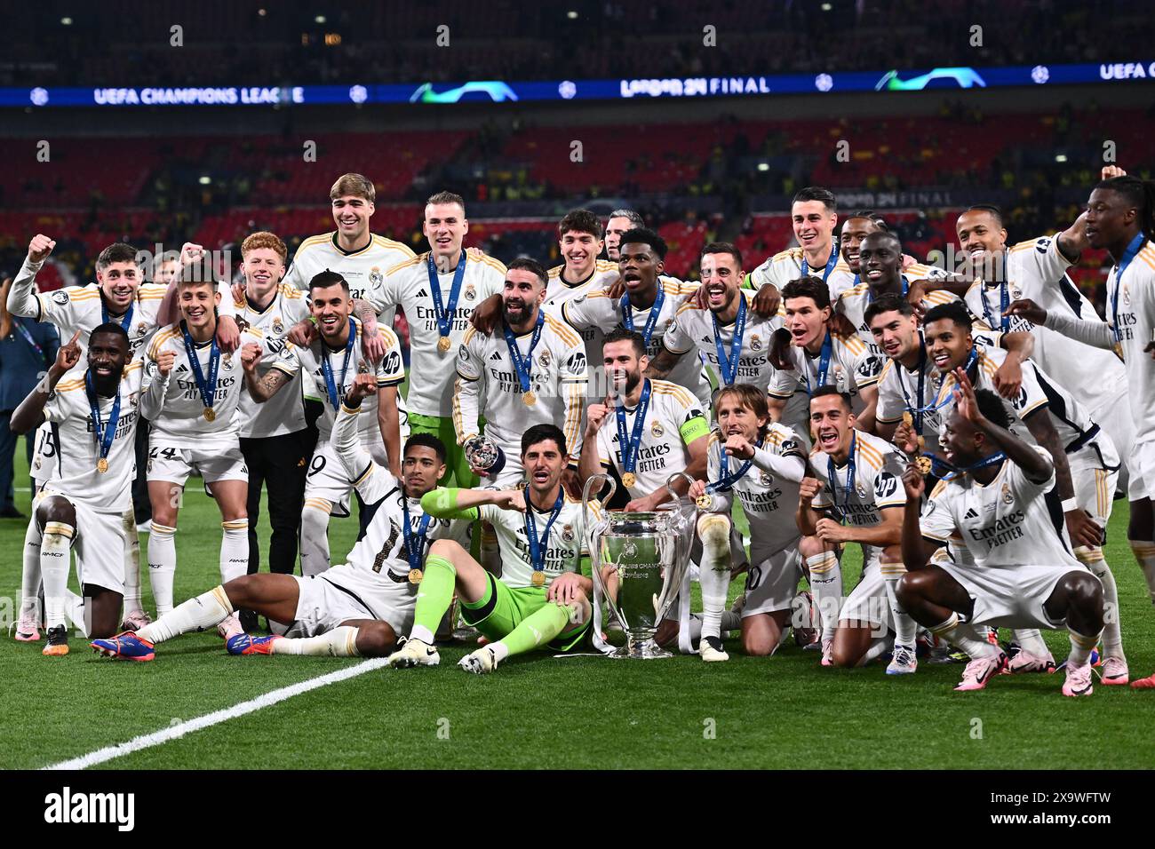 LONDON, ENGLAND - 1. JUNI: Spieler von Real Madrid CF (Antonio Rudiger, Federico Valverde, Arda Guler, Dani Ceballos, Jude Bellingham, Thibaut Courtois, Stockfoto