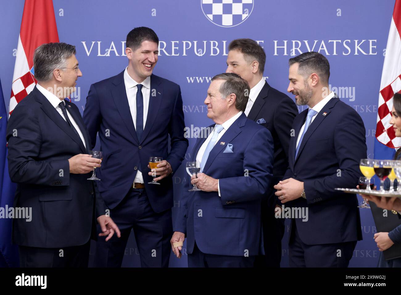 03.06.2024., Zagreb - Predsjednik Vlade Andrej Plenkovic urucio je u Banskim dvorima domovinicu hrvatsko-americkom NFL treneru Billu Belichicku. Foto: Patrik Macek/PIXSELL Stockfoto