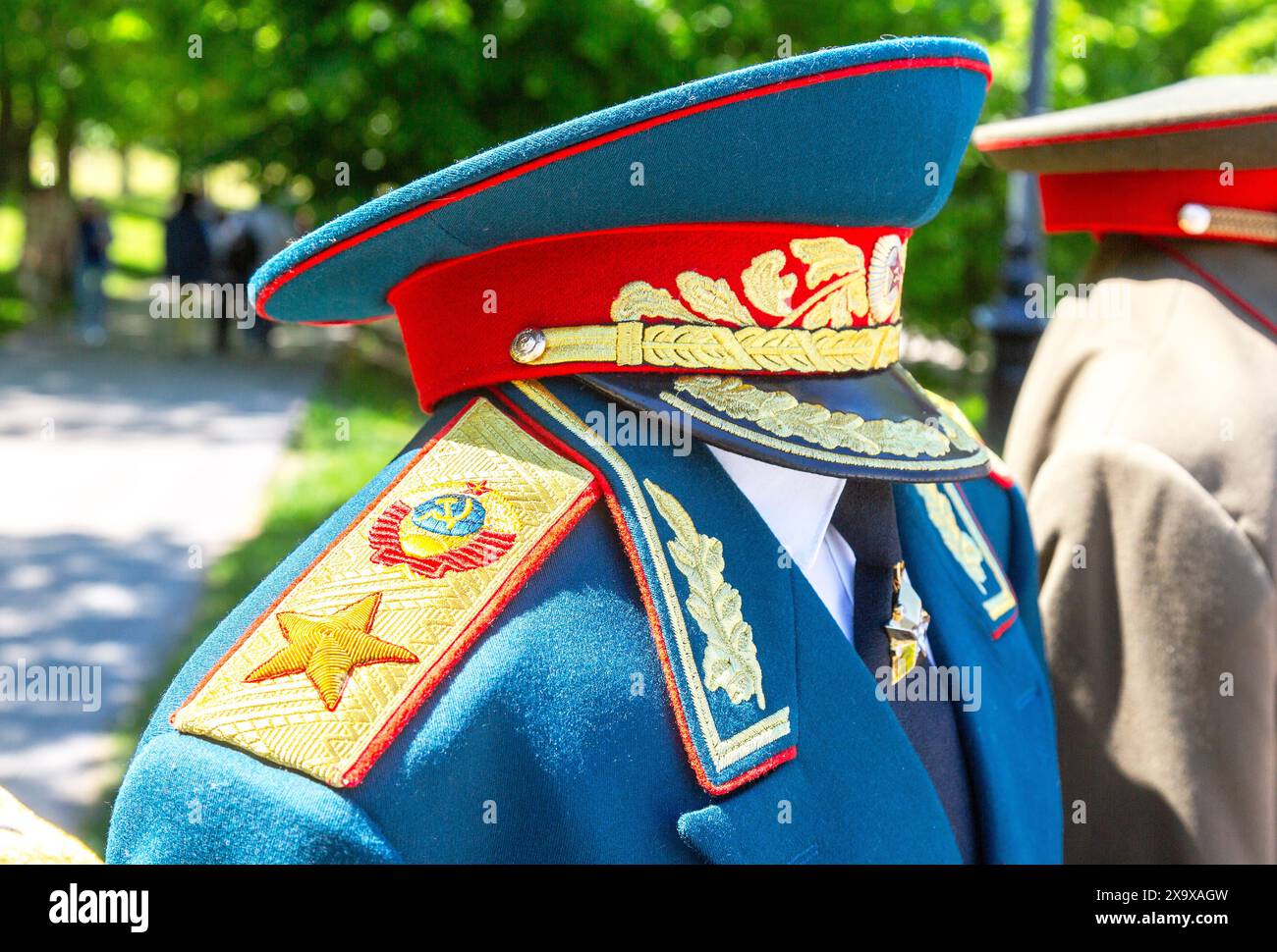 Alte zeremonielle Militäruniform des Marschalls der Sowjetunion, Nahaufnahme Stockfoto