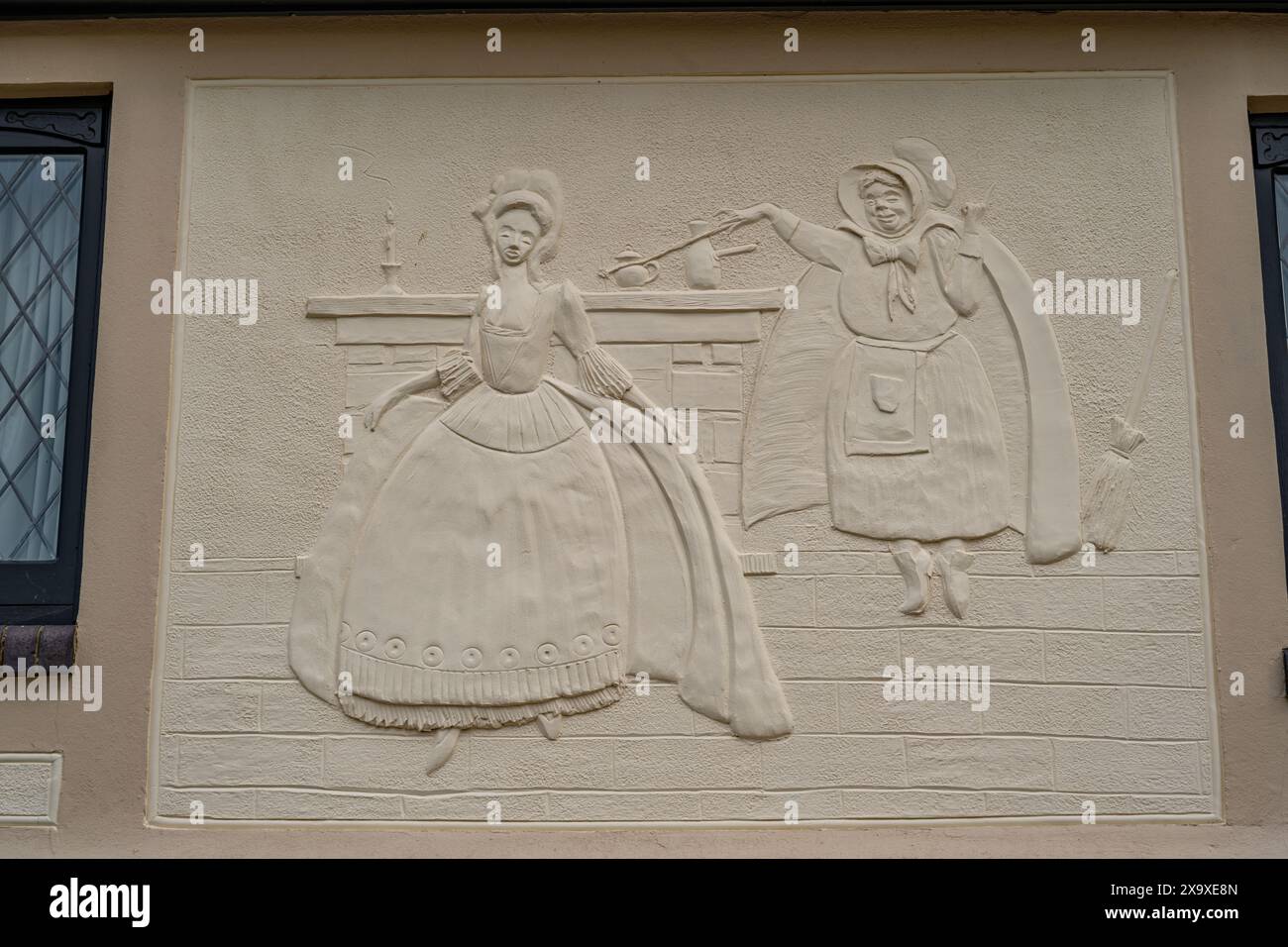 Kinderreim-Thema-Pargeting auf Haus in Blackmore, Essex Stockfoto