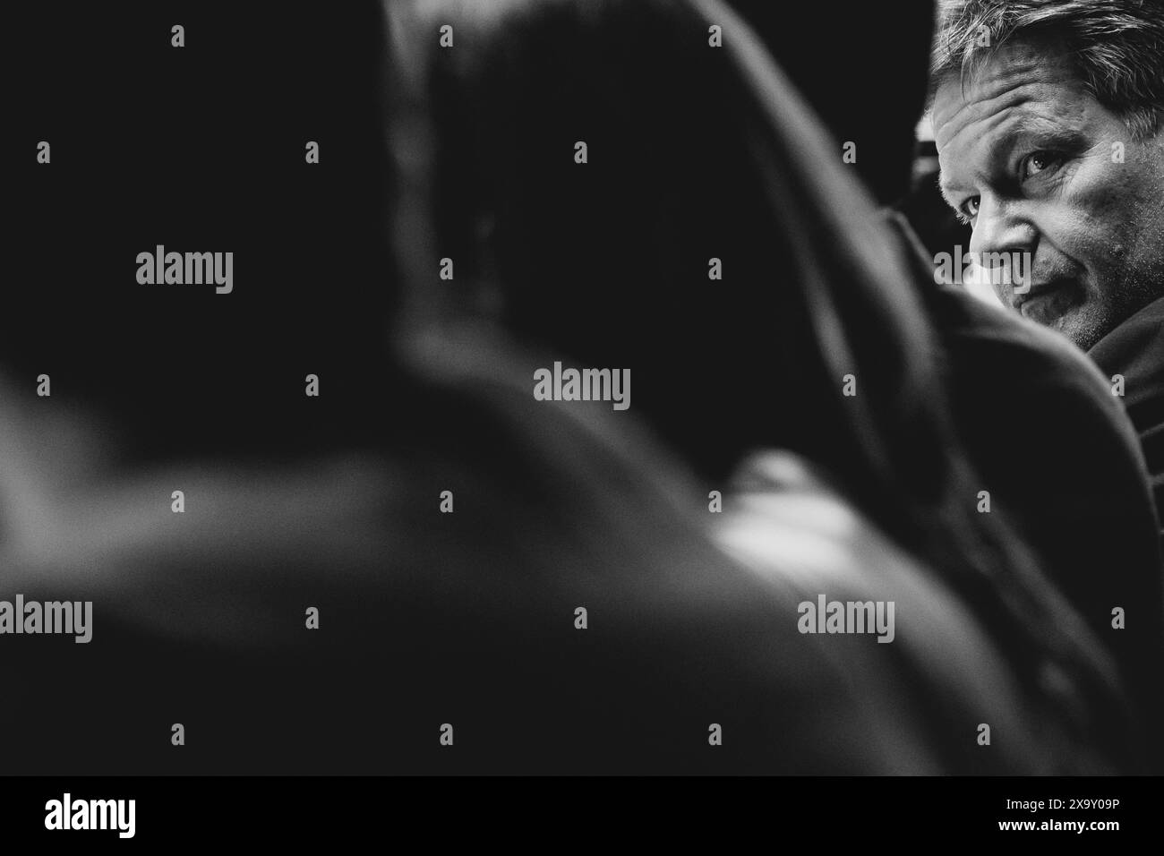 Robert Habeck Buendnis 90/die Gruenen, Bundesminister für Wirtschaft und Klimaschutz und Vizekanzler, aufgenommen im Rahmen der Eroeffnungsreden zum Deutsch-US-amerikanischen Raumfahrtdialog in Berlin, 03.06.2024. Berlin Deutschland *** Robert Habeck Buendnis 90 die Gruenen , Bundesminister für Wirtschaft und Klimaschutz und Vizekanzler, aufgezeichnet während der Eröffnungsreden des Deutsch-Amerikanischen Weltraumdialogs in Berlin, 03 06 2024 Berlin Deutschland Copyright: xFlorianxGaertnerxphotothek.dex Stockfoto