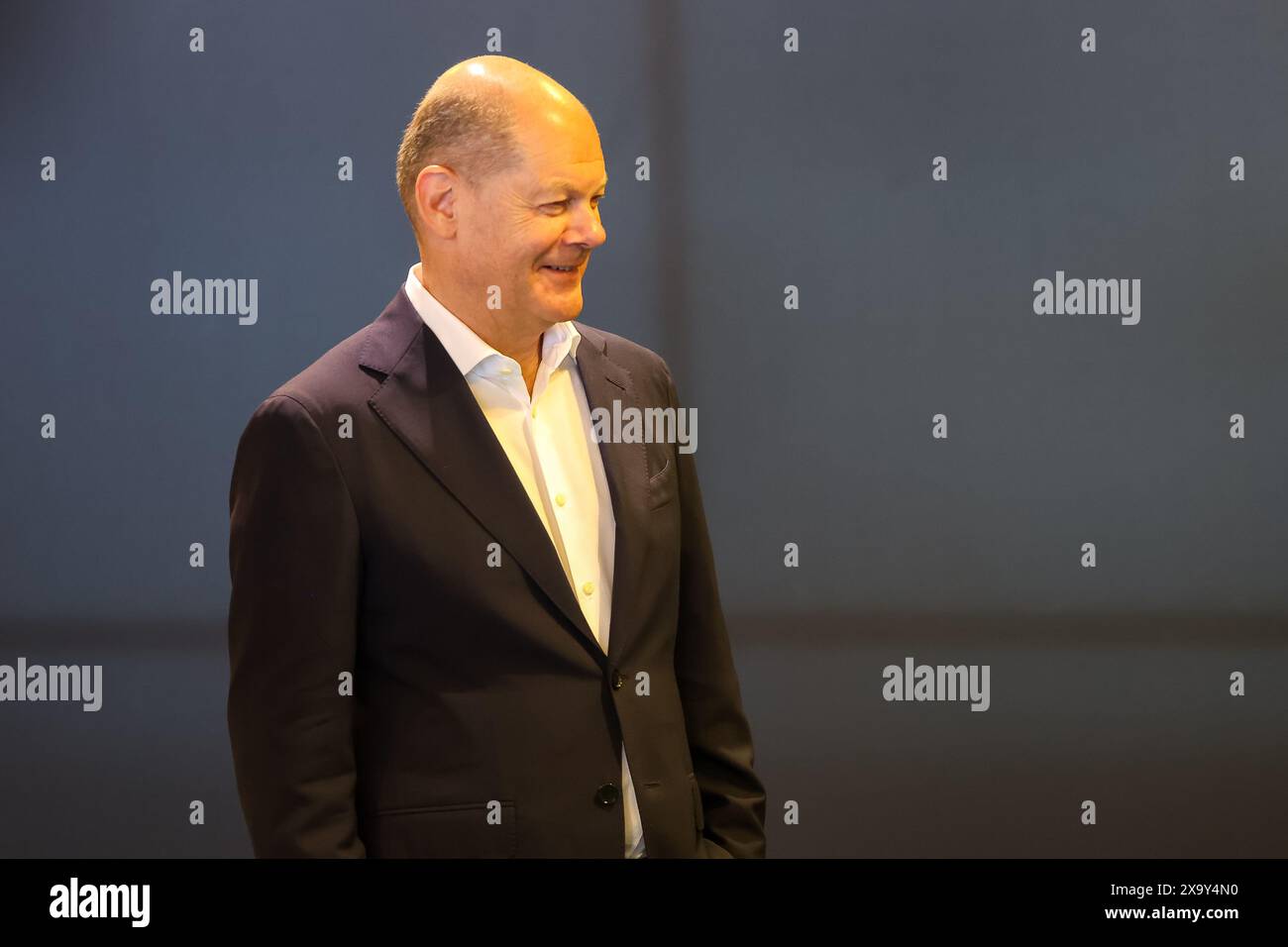 Bundeskanzler Olaf Scholz, Besuch des Bundeskanzlers Olaf Scholz, Fussball Arena München, Besuch des Bundeskanzlers, Fußball Arena München, 03.06.2024, Foto: Eibner-Pressefoto/Jenni Maul Stockfoto