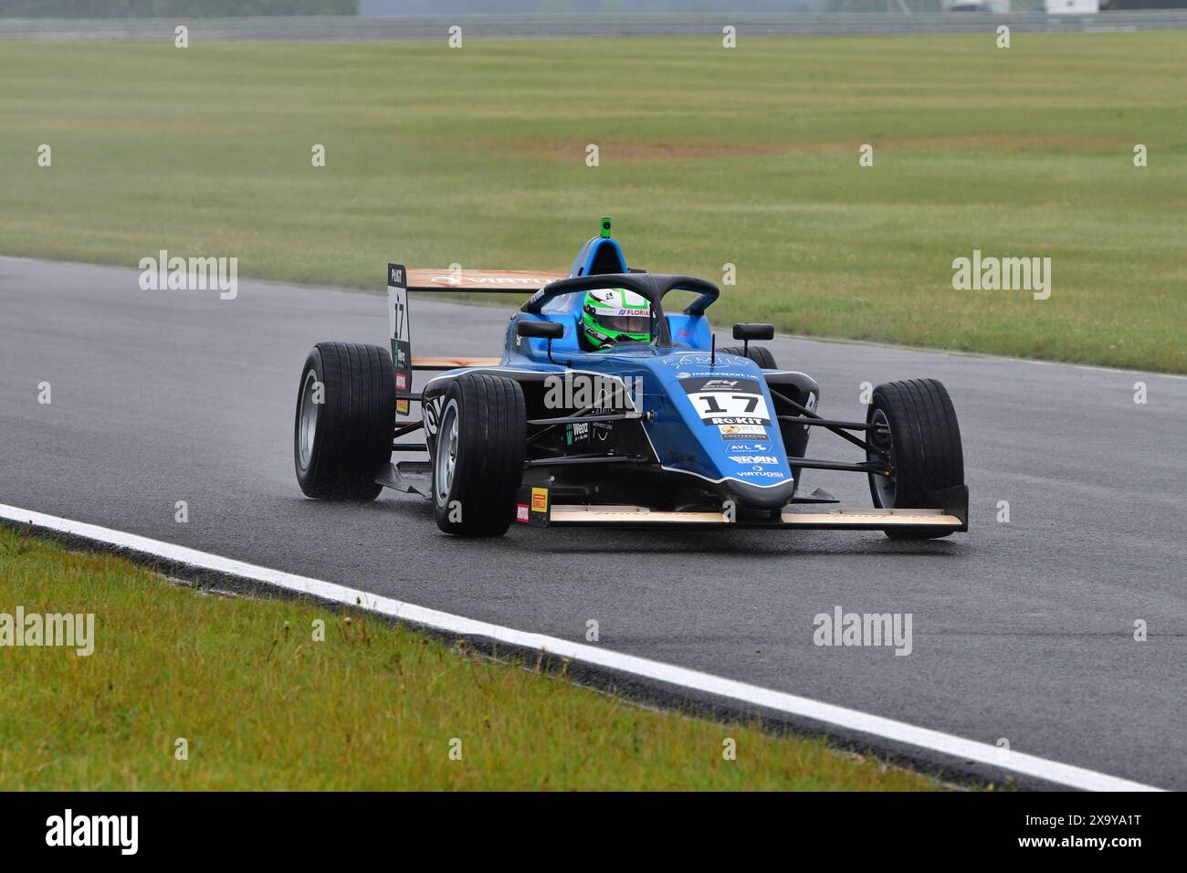 Maxwell Dodds, Virtuosi Racing, ROKiT F4 British Championship, von der FIA zertifiziert, drei 20-Minuten-Rennen am Wochenende auf dem Snetterton 300 Stockfoto