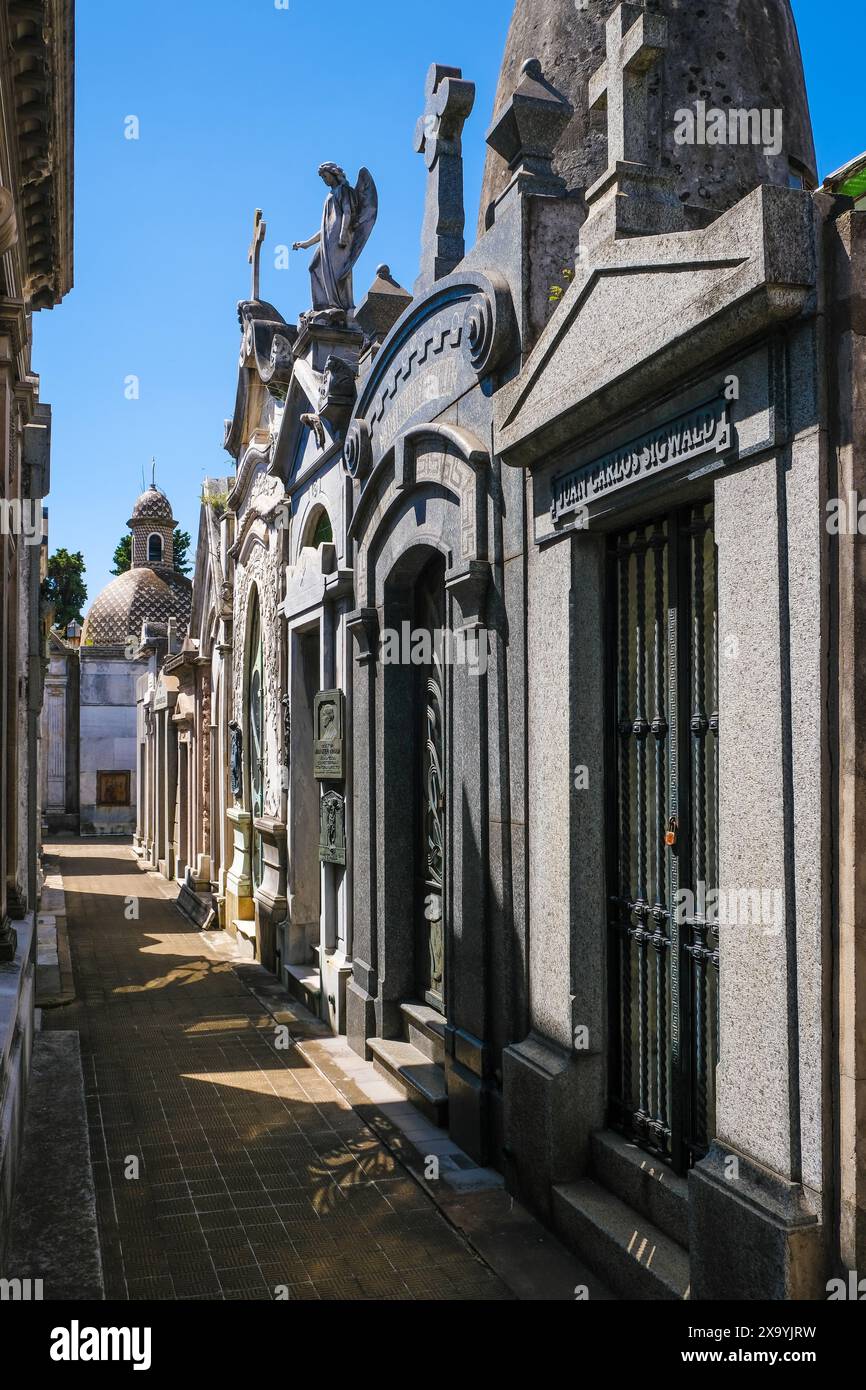 Buenos Aires, Argentinien - der Friedhof La Recoleta befindet sich im gleichnamigen Stadtteil Recoleta, einem der teuersten Bewohner der Hauptstadt Stockfoto