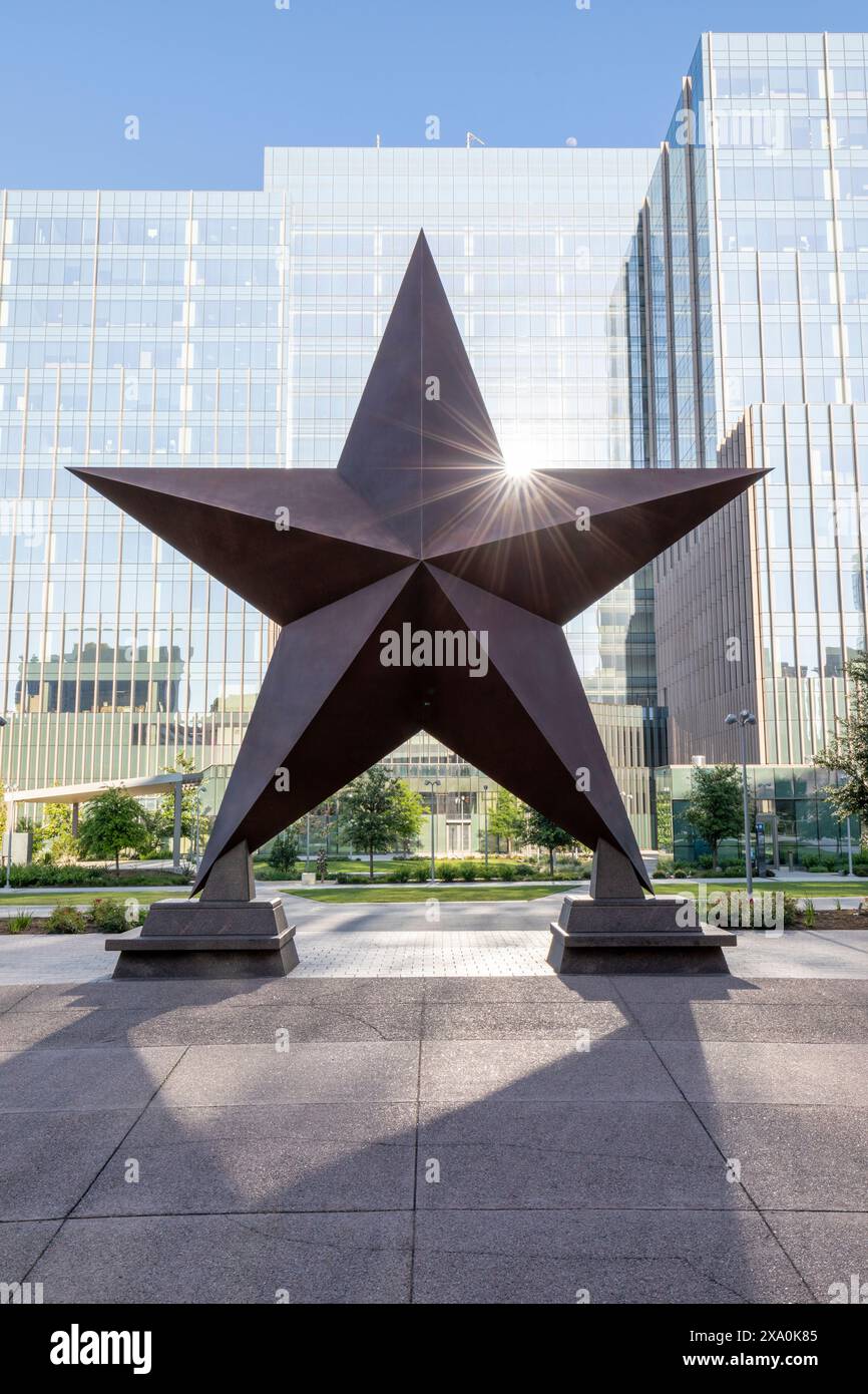 Riesige Texas Lone Star Skulptur vor dem Bullock Museum in Austin, Texas. Stockfoto