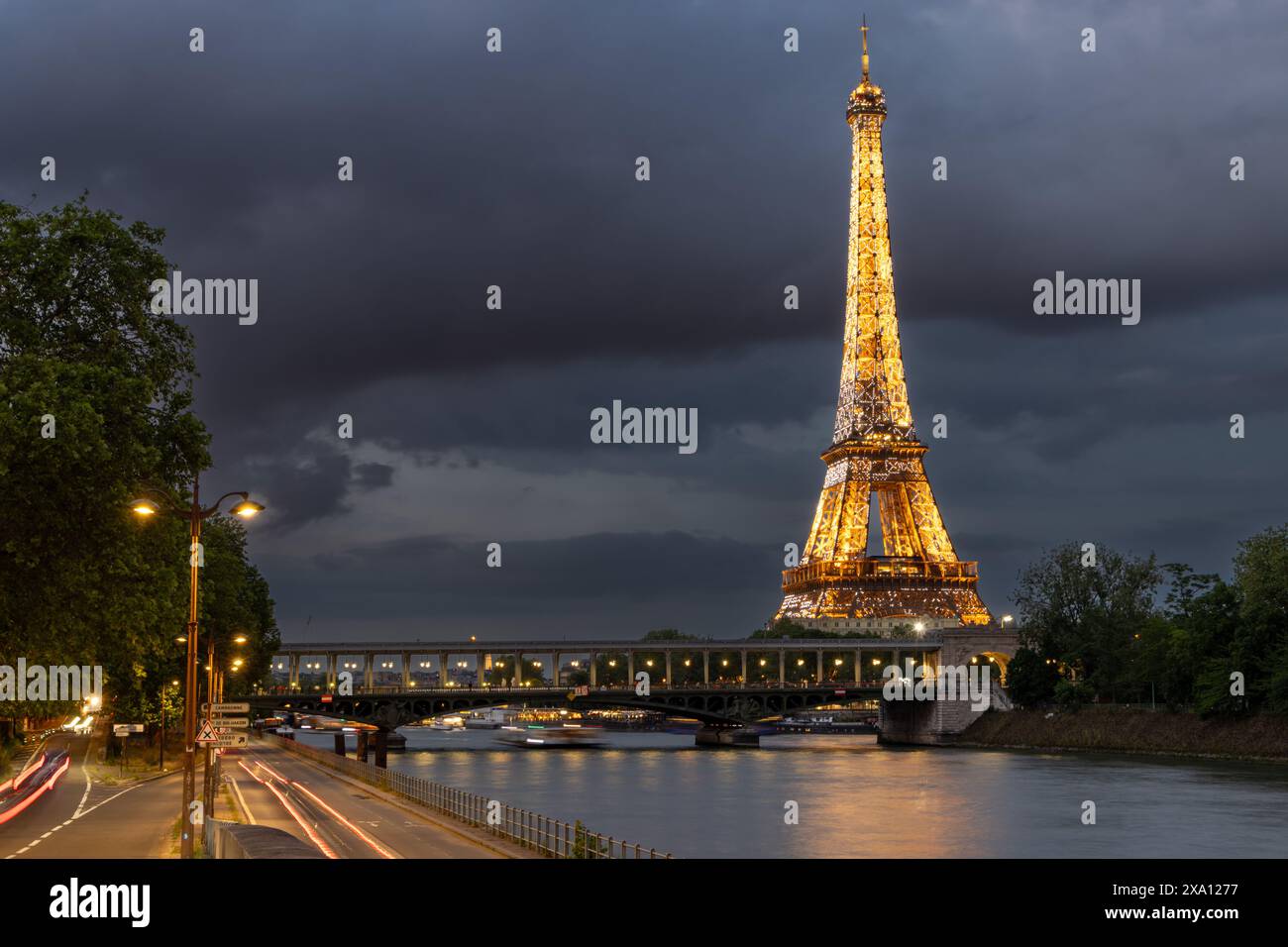 Eiffelturm (Tour d'Eiffel), Paris, Frankreich Stockfoto