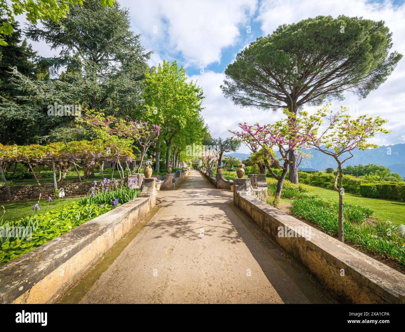 Garten der Villa Cimbrone Ravello, Amalfiküste, Kampanien, Italien, Europa Stockfoto