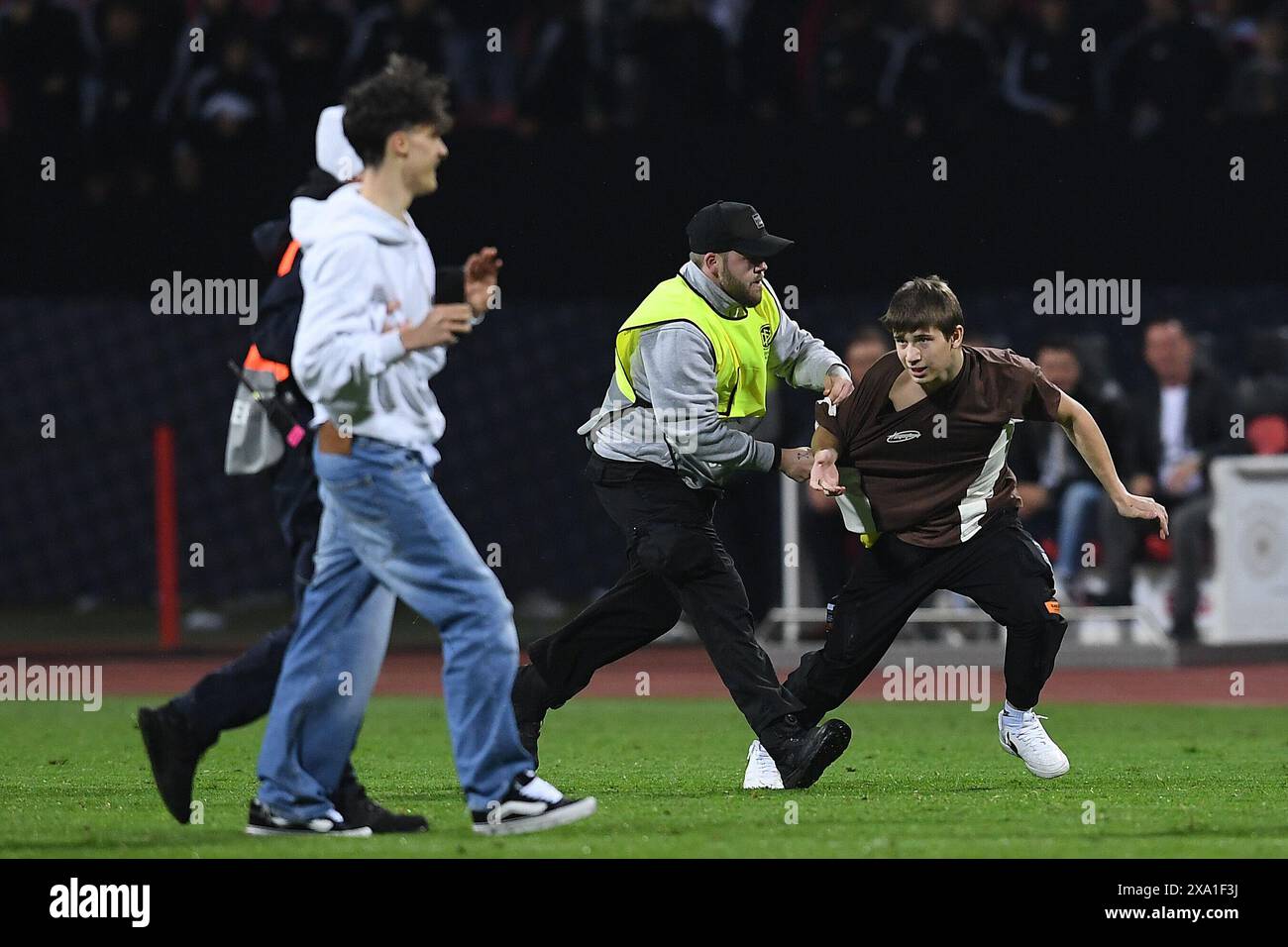 Fussball Laenderspiel Deutschland - Ukraine am 03.06.2024 im Max-Morlock-Stadion in Nürnberg Flitzer DFB-Vorschriften verbieten jede Verwendung von Fotografien als Bildsequenzen und/oder Quasi-Video. Foto: Revierfoto Credit: ddp Media GmbH/Alamy Live News Stockfoto