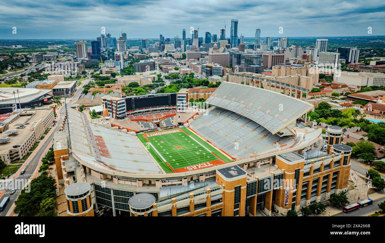 Ein Blick aus der Vogelperspektive auf das Darrell K Royal Texas Memorial Stadium Stockfoto