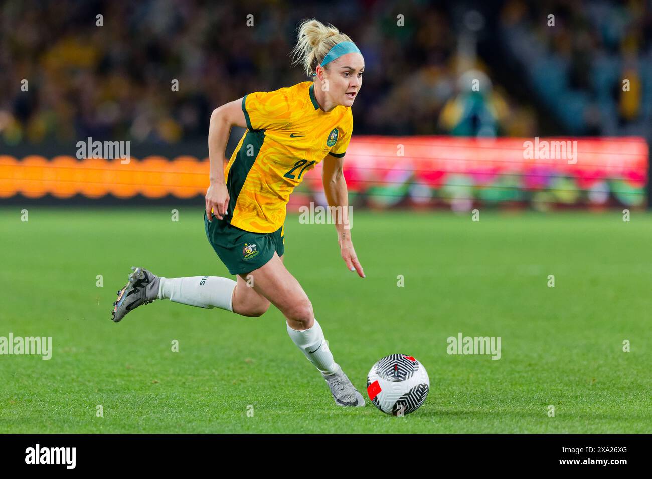 Sydney, Australien. Juni 2024. Ellie Carpenter aus Australien kontrolliert den Ball während des internationalen Freundschaftsspiels zwischen Australien und China PR am 3. Juni 2024 im Accor Stadium in Sydney, Australien Credit: IOIO IMAGES/Alamy Live News Stockfoto