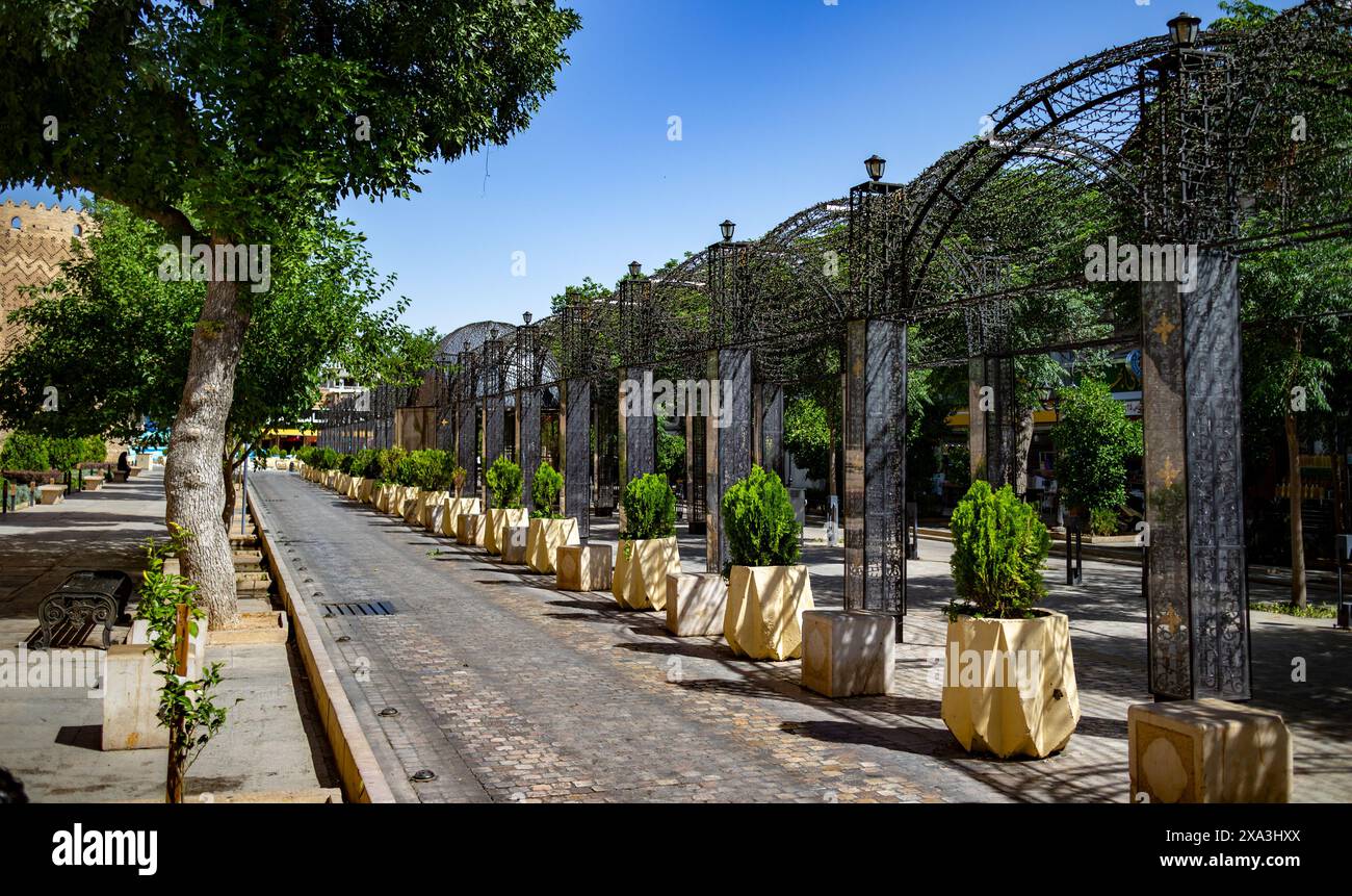 Alte Straße in der Nähe der Arg of Karim Khan, Shiraz, Iran. Stockfoto Alte Straße in der Nähe der Arg of Karim Khan, Shiraz, Iran. Stockfoto
