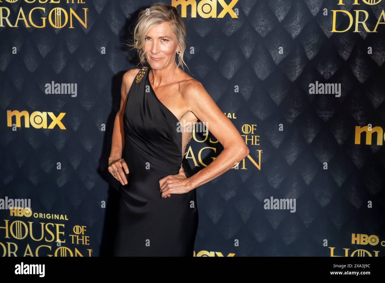 New York, New York, USA. Juni 2024. (NEU) HBO's "House of the Dragon" Staffel 2 Premiere. Juni 2024, New York, New York, USA: Eve Best nimmt am 3. Juni 2024 in New York City an HBO's „House of the Dragon“-Premiere im Hammerstein Ballroom Teil. (Foto: M10s/TheNews2) (Foto: M10s/Thenews2/Zumapress) (Bild: © Ron Adar/TheNEWS2 Via ZUMA Press Wire) NUR ZUR REDAKTIONELLEN VERWENDUNG! Nicht für kommerzielle ZWECKE! Stockfoto