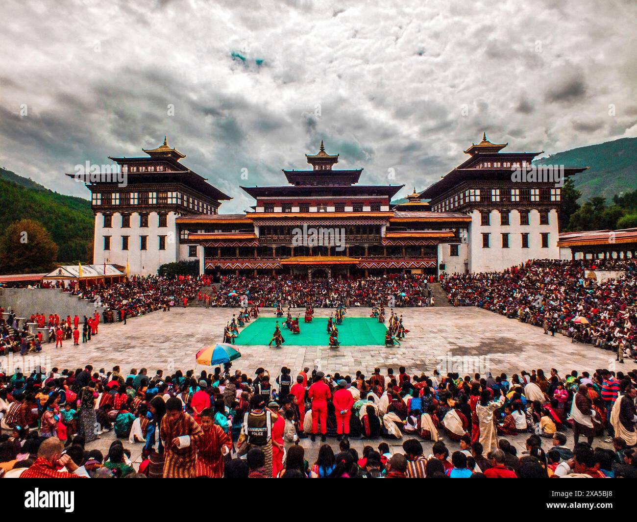 Ein Mask Dance Festival, das einmal im Jahr stattfindet Stockfoto
