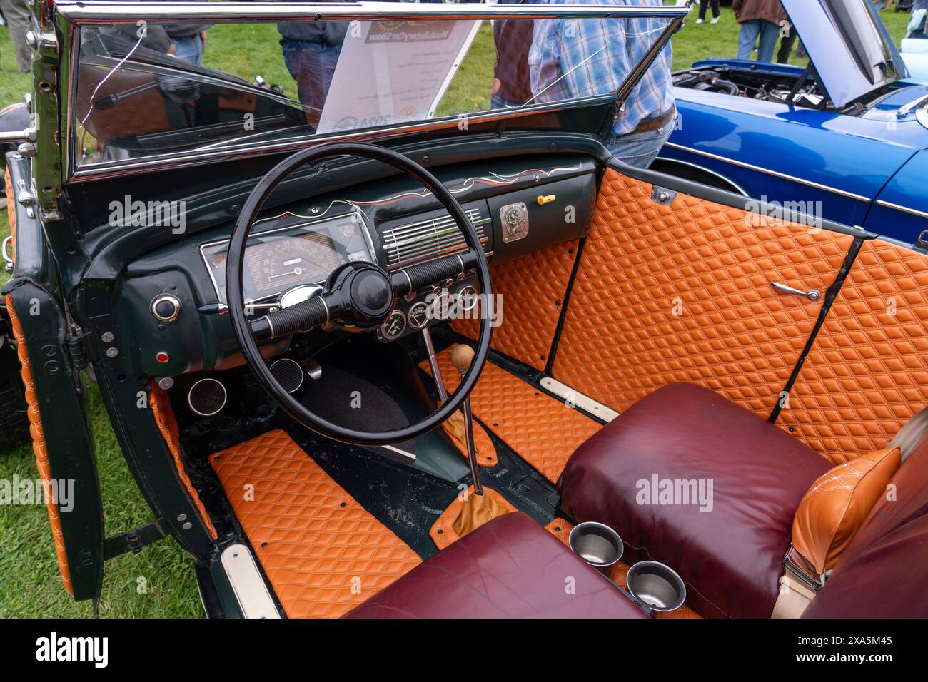 Ein maßgeschneiderter Ford Model A Roadster aus dem Jahr 1930 auf der Moab Rotary Car Show in Moab, Utah. Stockfoto