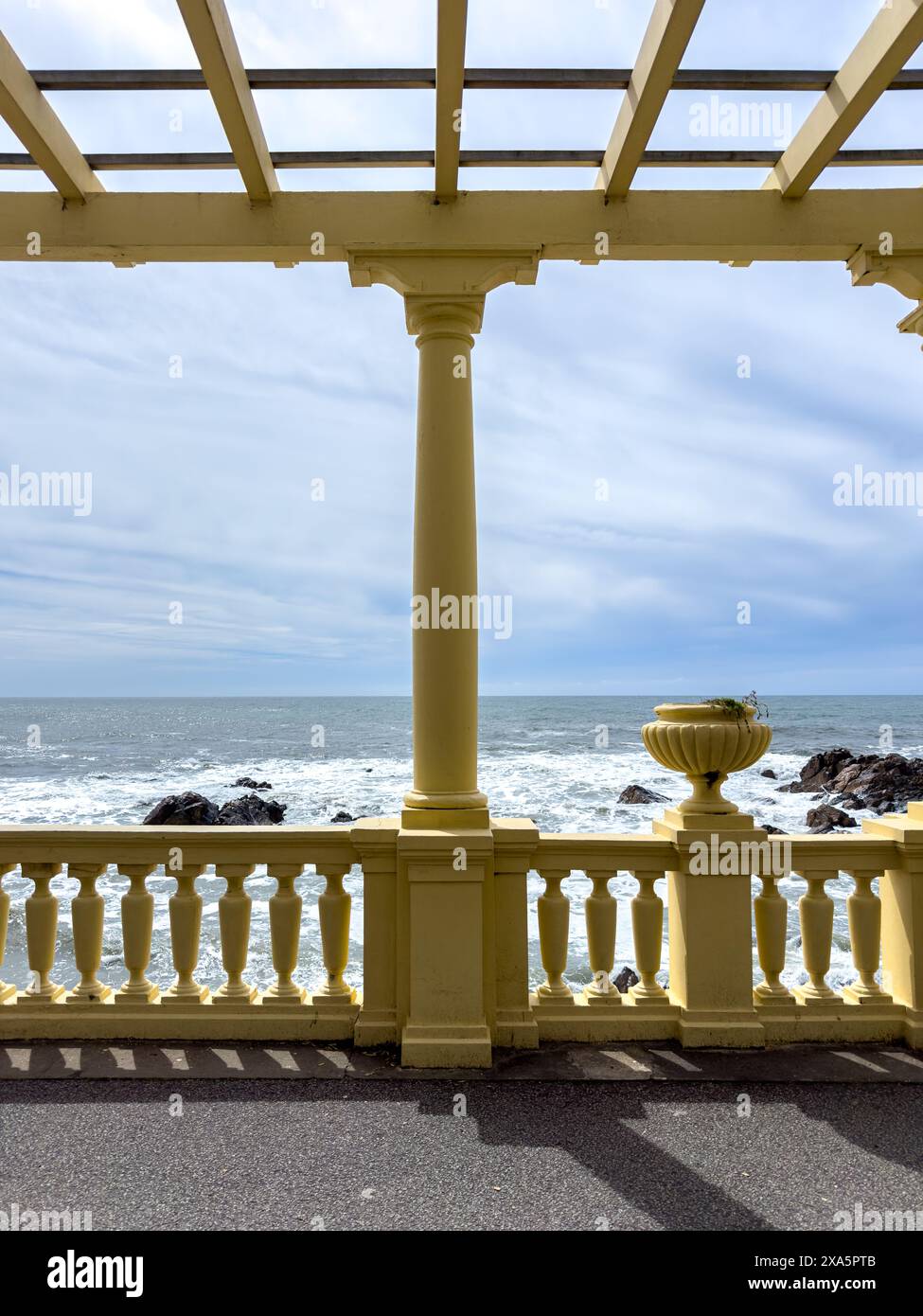 Die Promenade von Pergola da Foz auf dem Küstenweg von Matosinhos nach Foz Stockfoto