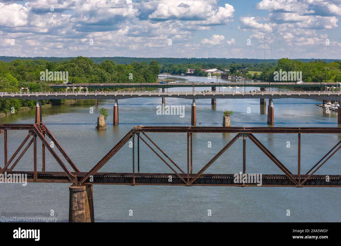 Das Stadtzentrum von Augusta, Georgia in der Nähe des Savanna River. Stockfoto Das Stadtzentrum von Augusta, Georgia in der Nähe des Savanna River. Stockfoto