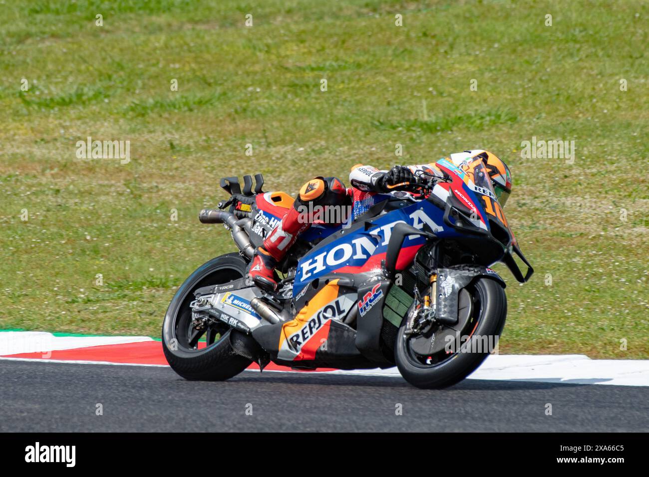 Juni 2024; Autodromo Internazionale del Mugello, Scarperia e San Piero, Florenz, Italien; italienischer MotoGP-Testtag 2024; Luca Marini auf seinem Repsol Honda Team-Motorrad Stockfoto