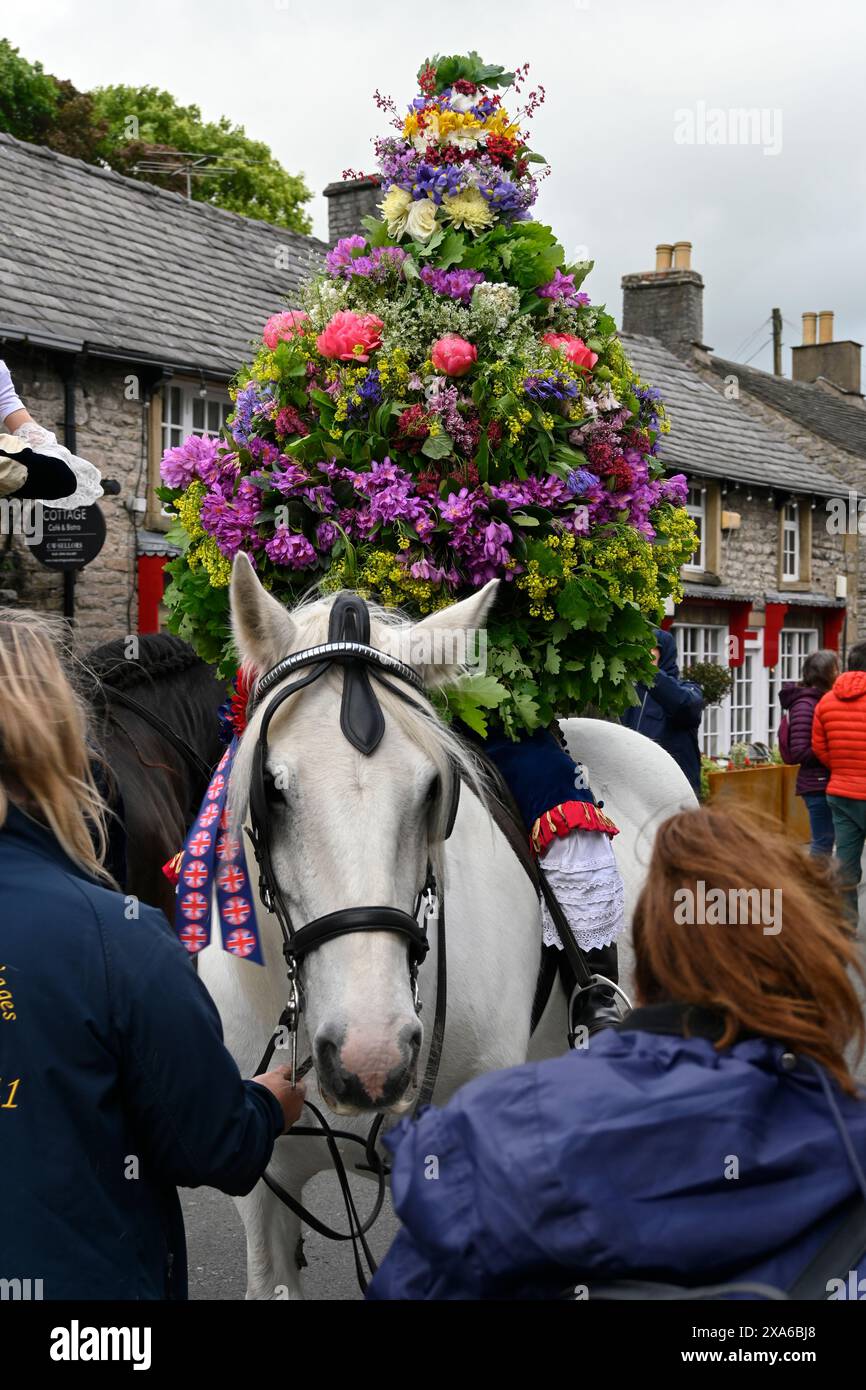 Feierlichkeiten zum Oak Apple Day Castleton Peak District Derbyshire UK Stockfoto