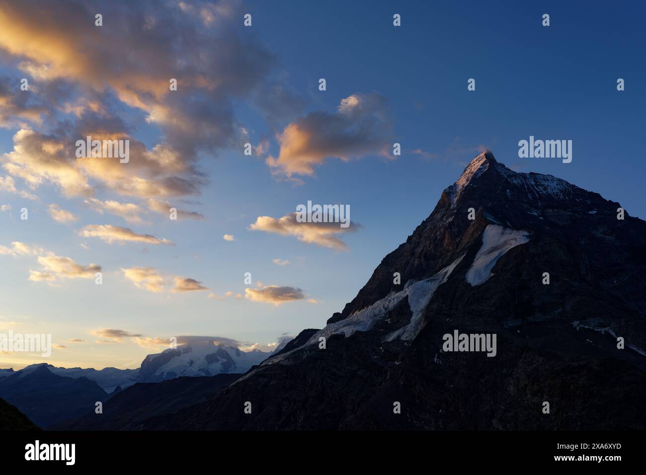 Matterhorn im ersten Licht des Tages, Zermatt, Wallis, Schweiz. Stockfoto