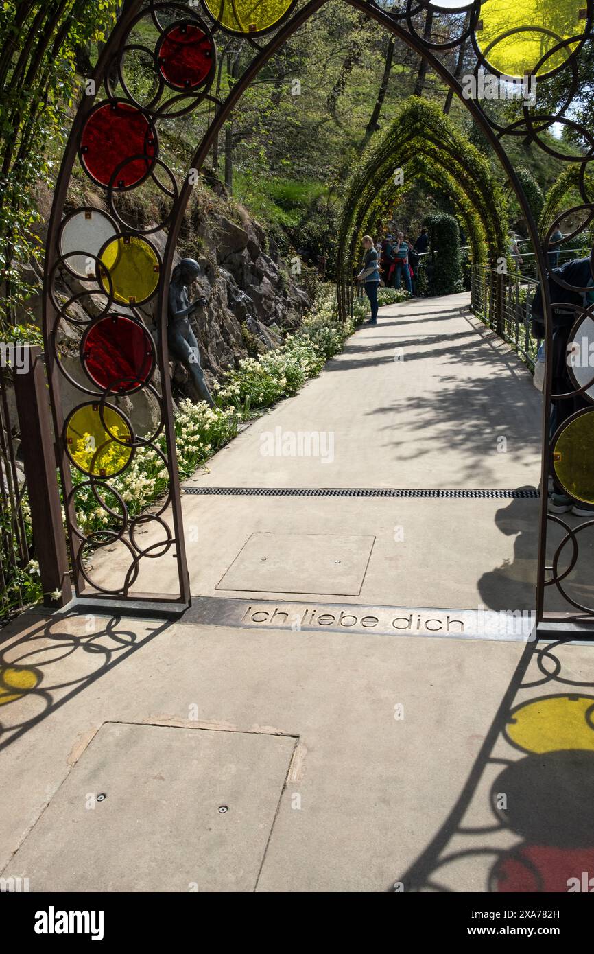 Garten für Liebhaber in den Gärten von Schloss Trauttmansdorff, Meran, Südtirol, Italien, Europa Stockfoto