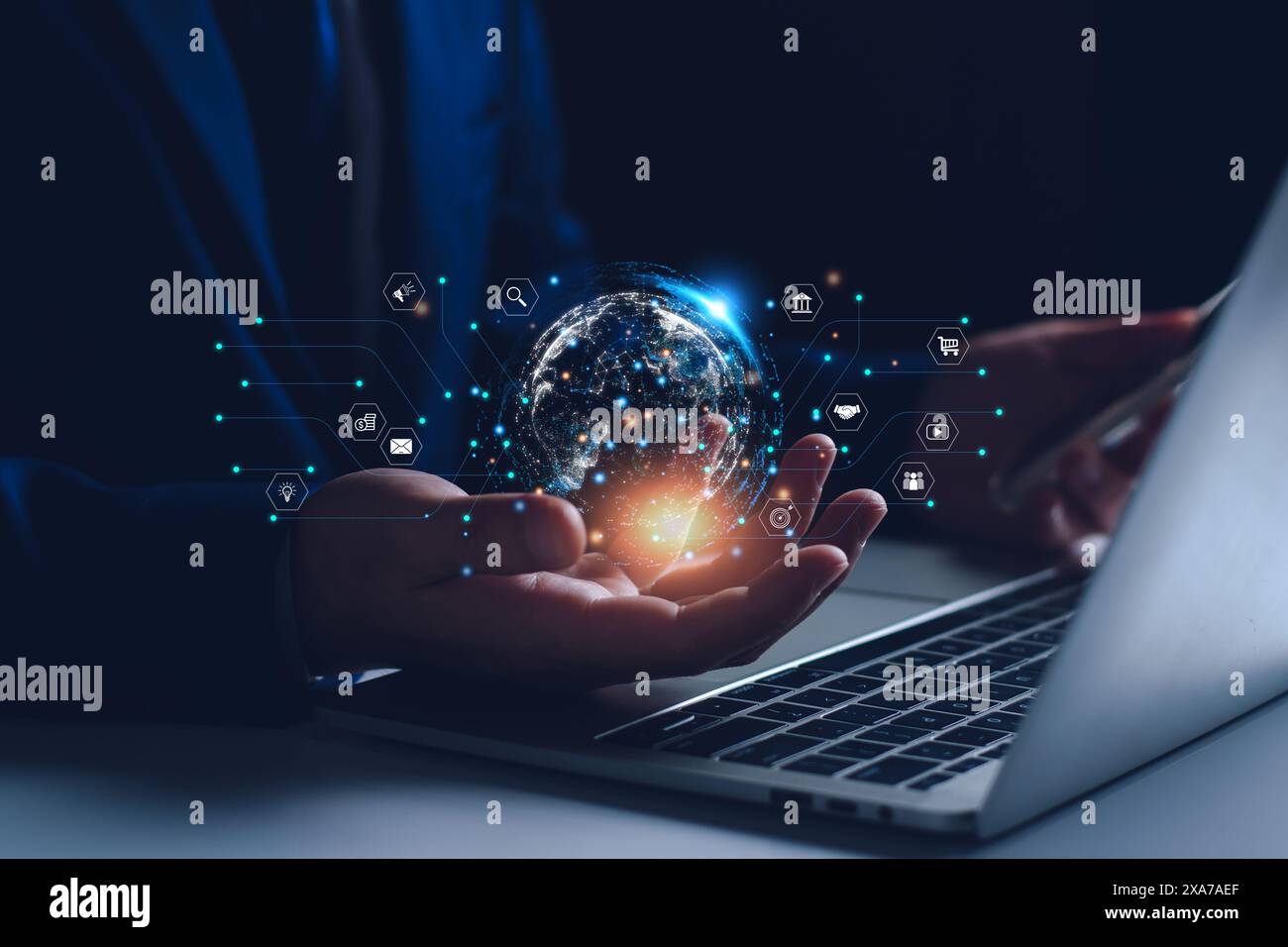 Online-Marketing-Unternehmensnetzwerk-Konzept. Geschäftsmann stellt eine Verbindung zum Unternehmensnetzwerk über das Internet her. Planen Sie Immobilieninvestitionen, analysieren Sie die Ma Stockfoto