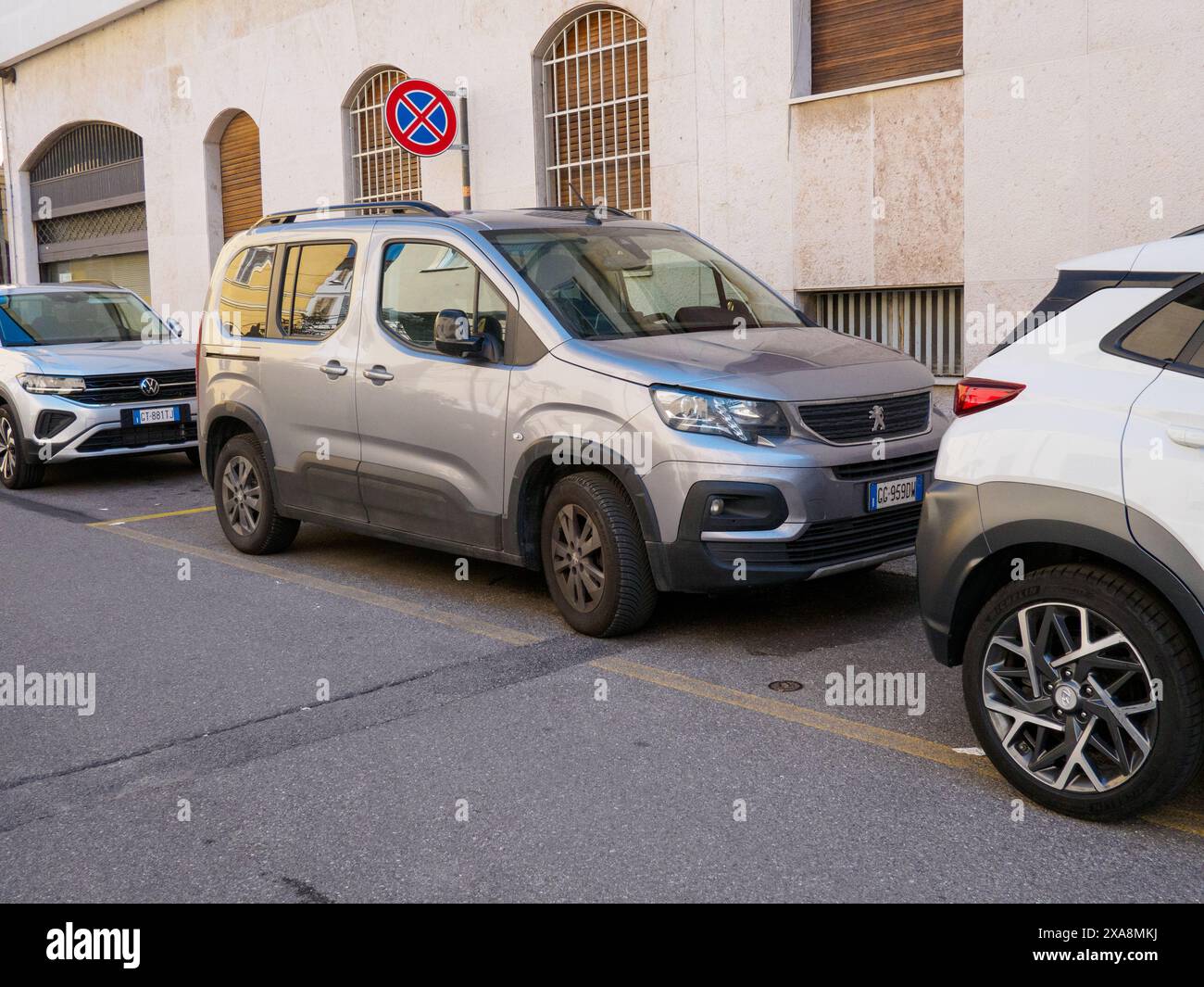 Was Kostet Falsch Parken In Italien www.alamy.de