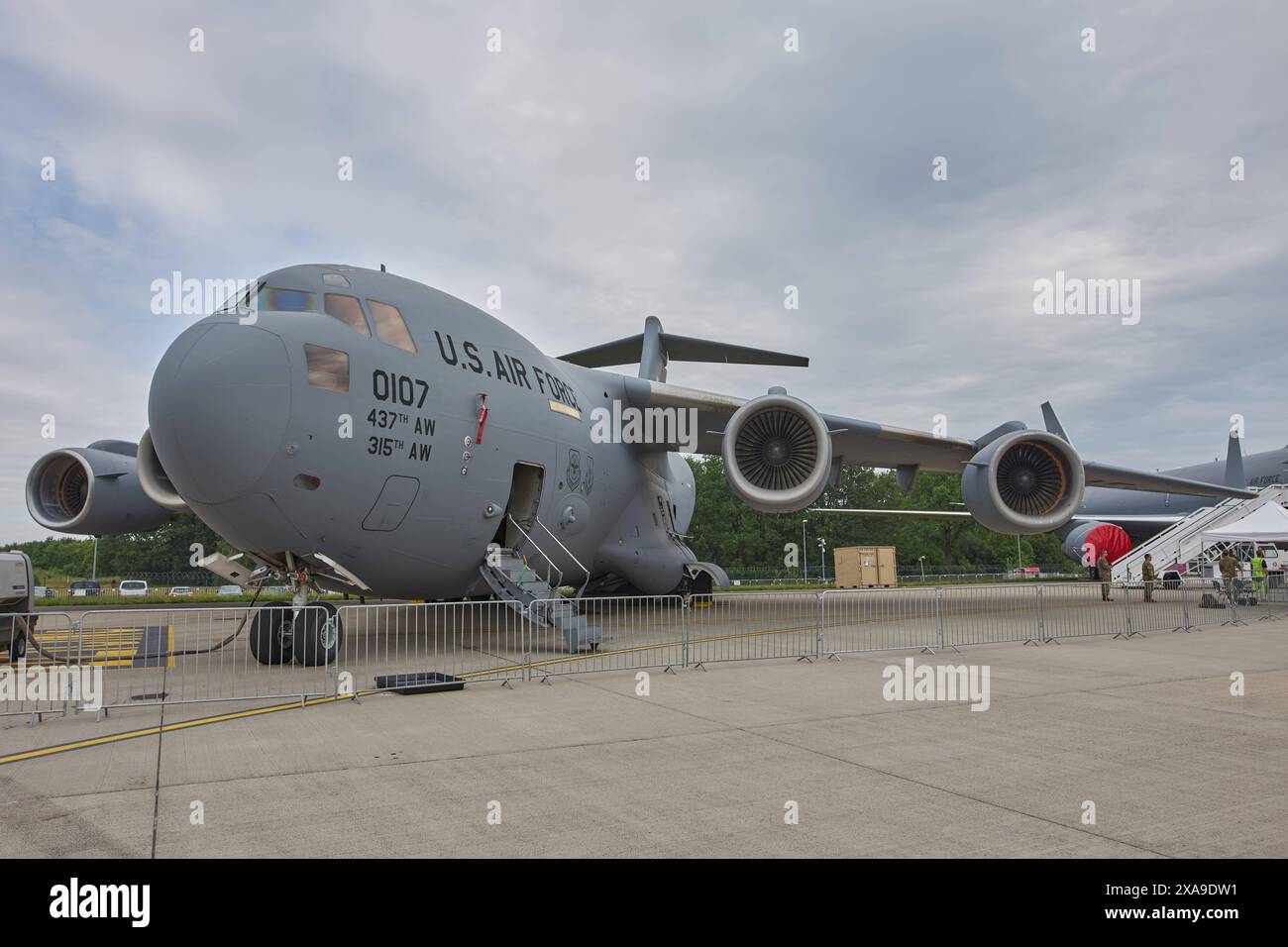 McDonnell Douglas C-17A Globemaster III United States Air Forces - ILA 2024 Internationale Luft- und Raumfahrtausstellung 2024 auf dem Flughafen Berlin Brandenburg BER Willy Brandt am 05.06.2024. ILA 2024 *** McDonnell Douglas C 17A Globemaster III United States Air Forces ILA 2024 Internationale Luft- und Raumfahrtausstellung 2024 am Flughafen Berlin Brandenburg BER Willy Brandt am 05 06 2024 ILA 2024 Stockfoto