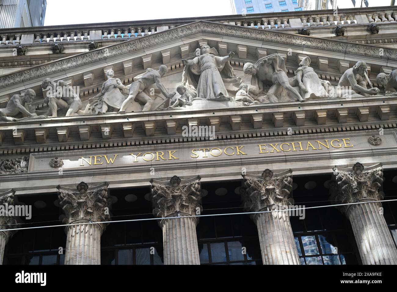 Die New York Stock Exchange (NYSE) am 4. Juni 2024 in New York City. Stockfoto
