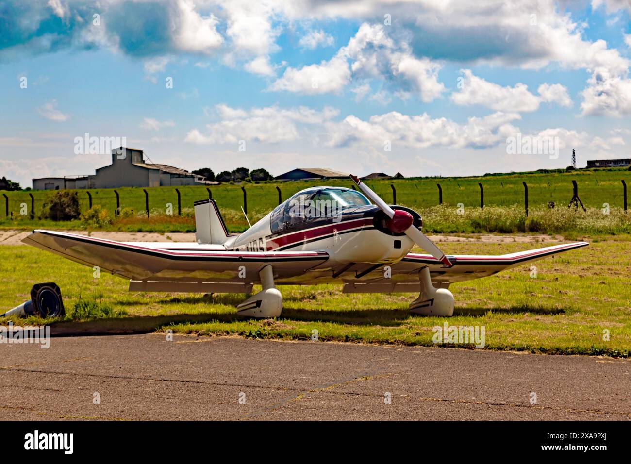 Ein Jodel D150 Mascaret parkte während der Kent Strut-Wohltätigkeitsorganisation nach Manston, Kent Stockfoto