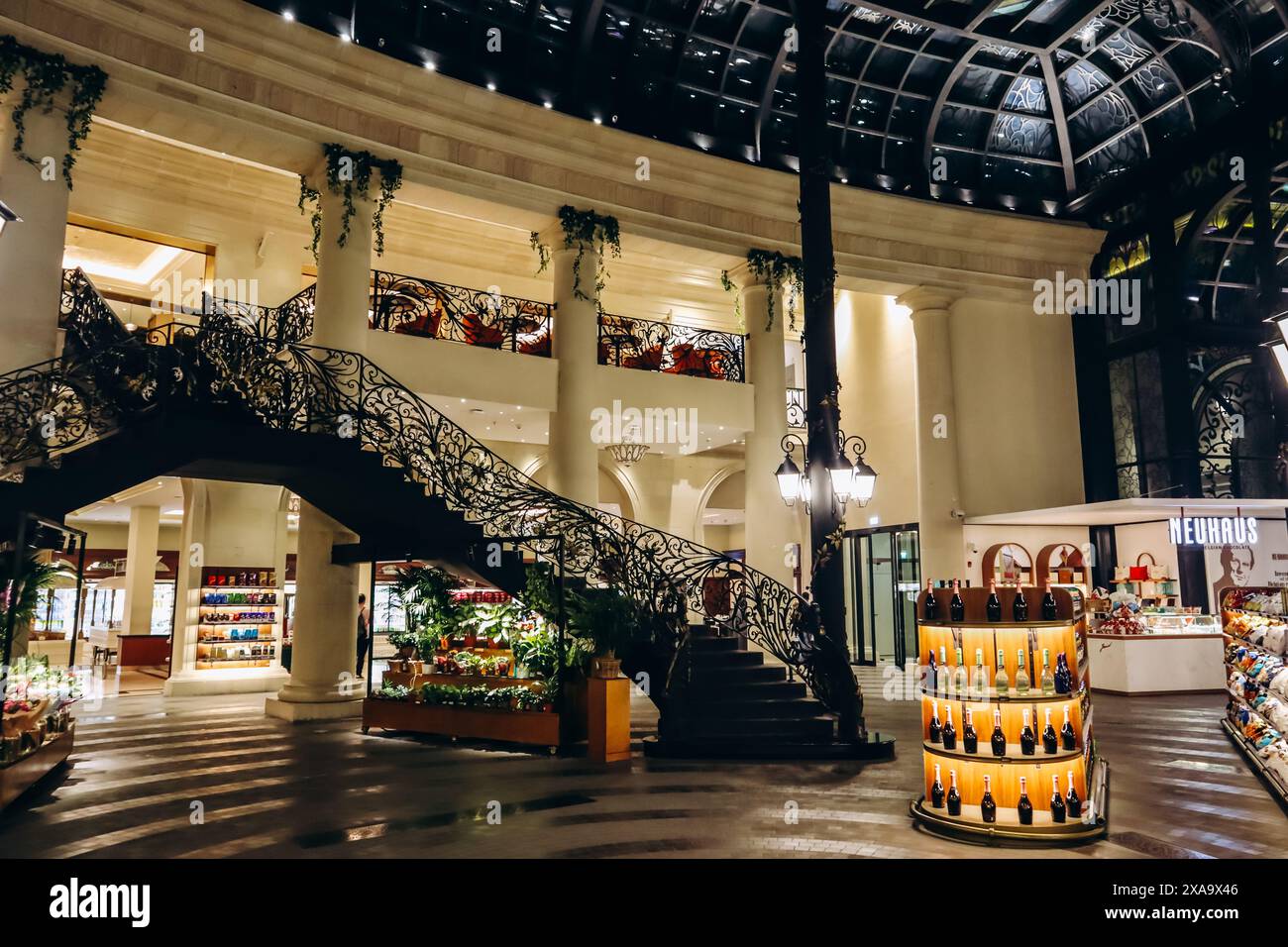 Doha, Katar - 1. Mai 2024: Snan Food Hall in Doha, an einem der außergewöhnlichsten Orte Katars, der luxuriösen 21 High Street am Katara Stockfoto