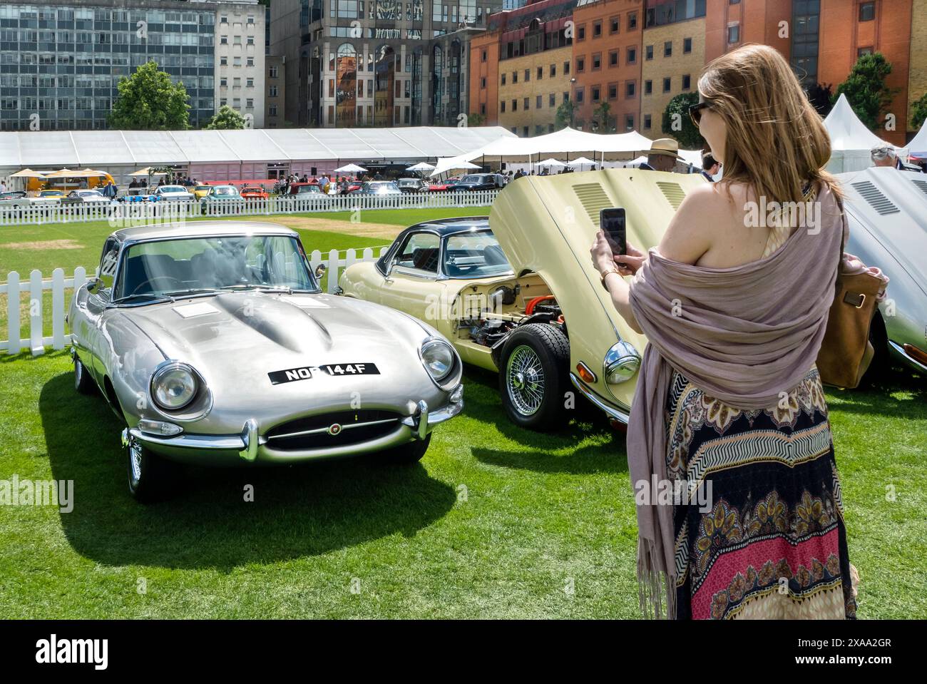 Jaguar E-Typen beim London Concours 2024 bei der ehrenwerten Artilleriekompanie City of London UK Stockfoto