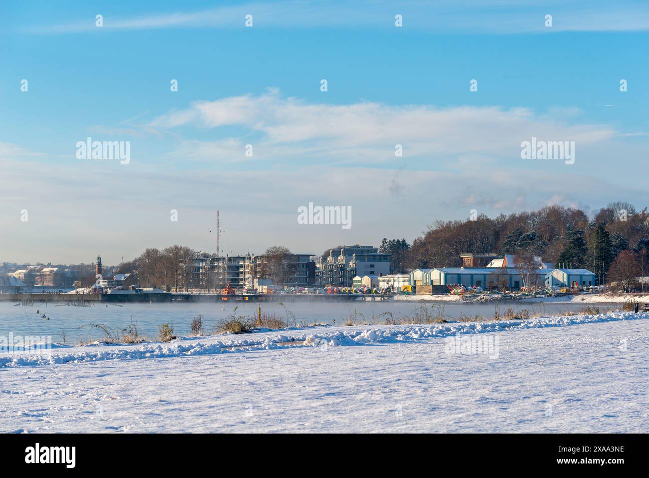 Kiel, Stadtteil Holtenau, Wohnviertel mit moderner Architektur, Kieler Fjord, Ostsee, Schleswig-Holstein, Norddeutschland Stockfoto