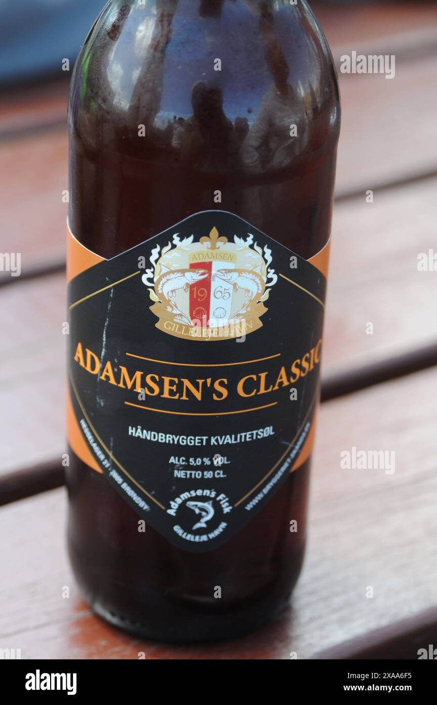 Gilleleje Habour/Gilleleje havn/Denmark/05 JUNI 2024/die Menschen feiern heute am 5. juni 20024 den dänischen Konsignationstag und die offiziellen Feiertage die Bewohner des gilleleje Habour mit Essen und BesichtigungGenießen Sie den Blick auf den Hafen im nördlichen Teil der dänischen Küste. Foto. Bilder von Francis Joseph Dean/Dean sind nicht für kommerzielle Zwecke bestimmt Stockfoto